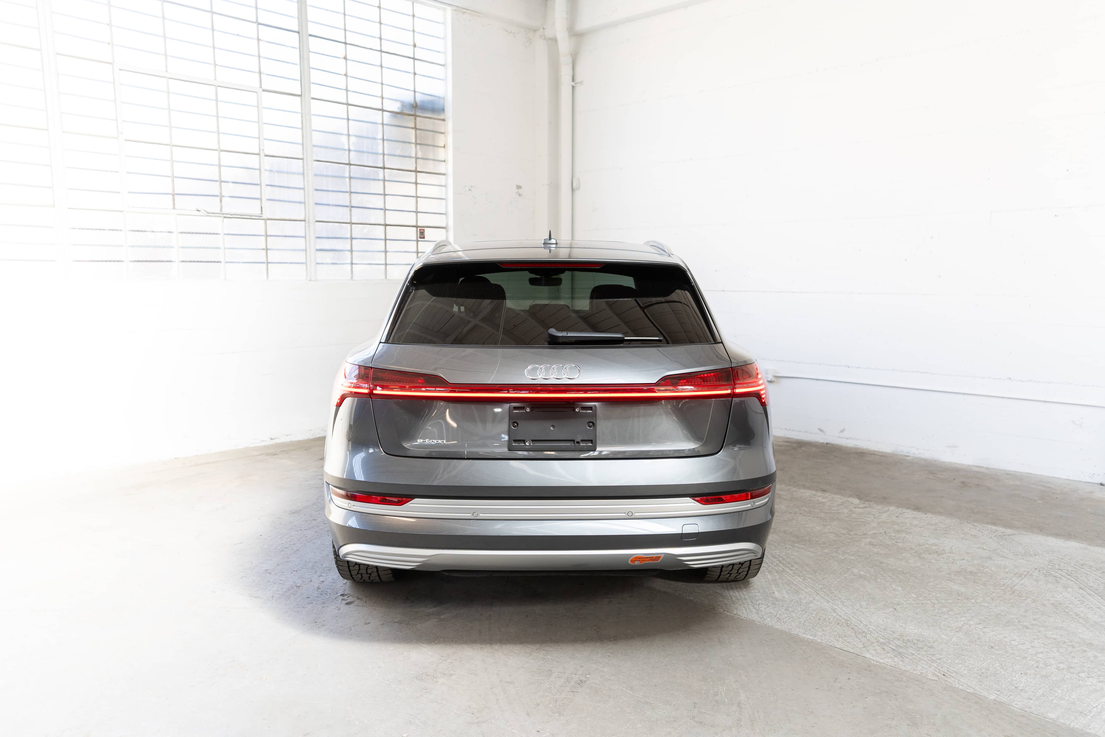 EverCars Co. vehicle image 7 for Audi e-tron -  Prestige on EverCars Co.