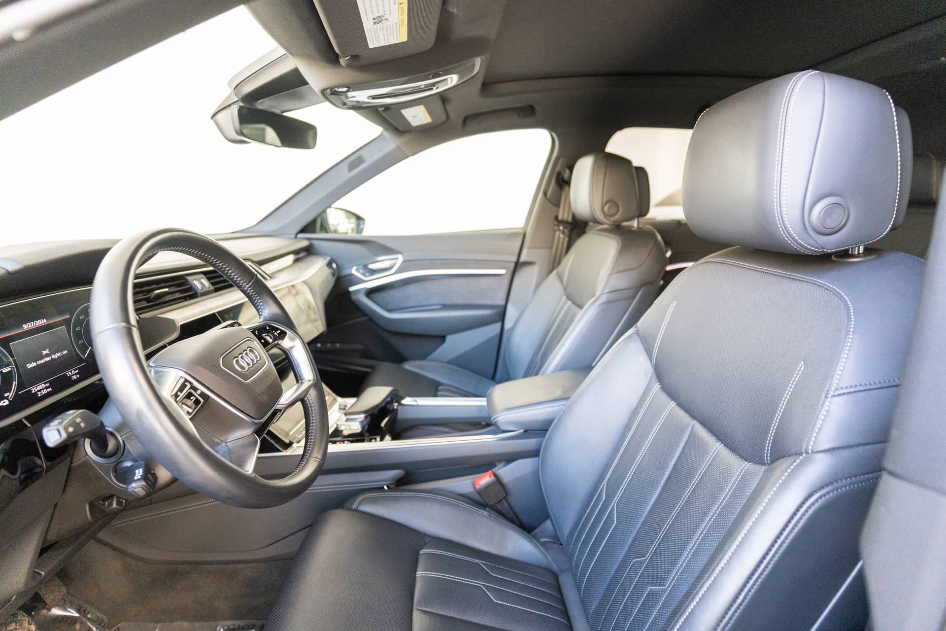EverCars Co. vehicle image 14 for Audi e-tron -  Prestige on EverCars Co.