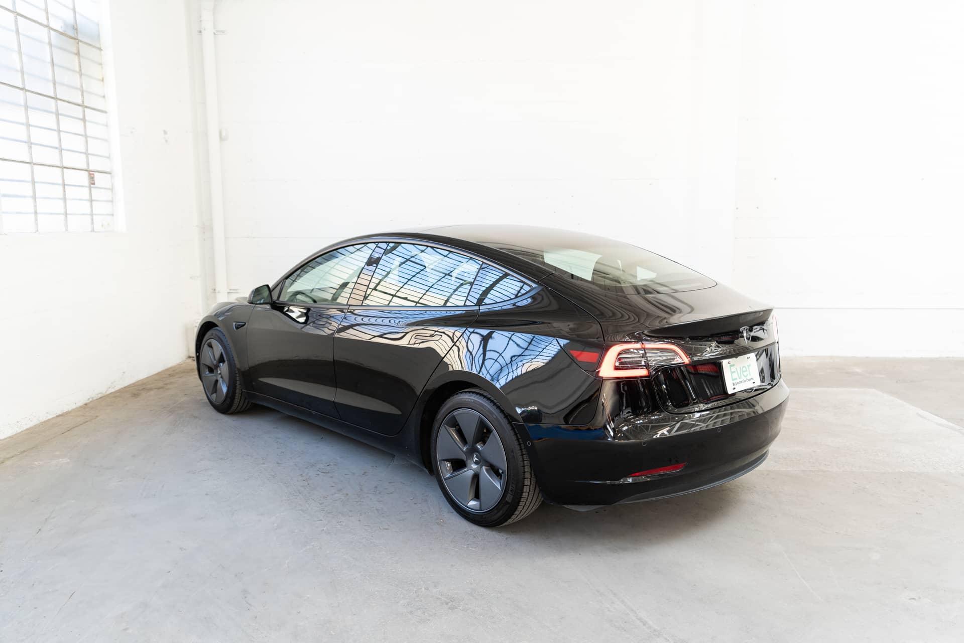 EverCars Co. vehicle image 8 for Tesla Model 3 -  Standard Range Plus on EverCars Co.