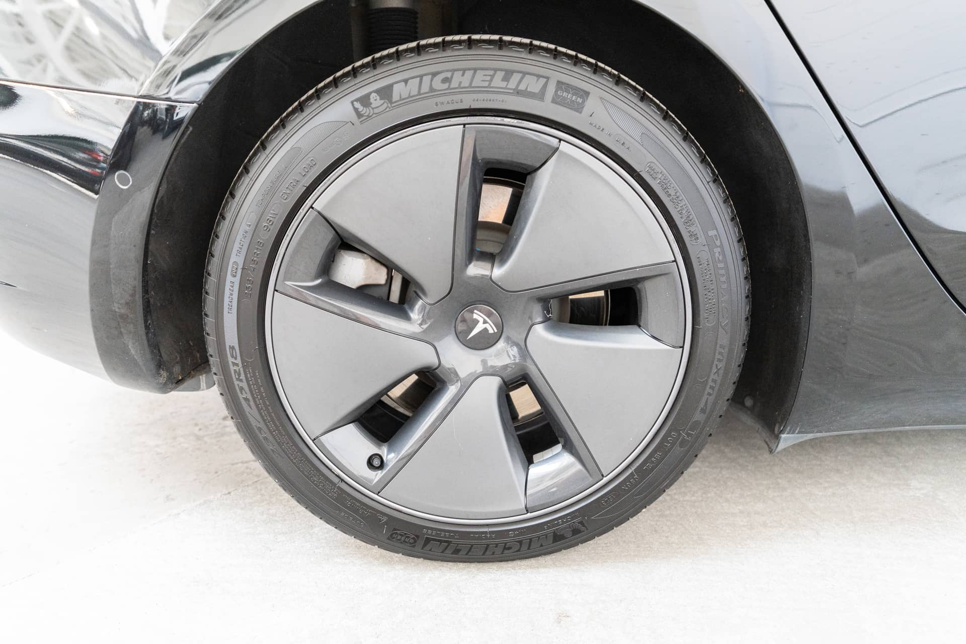 EverCars Co. vehicle image 13 for Tesla Model 3 -  Standard Range Plus on EverCars Co.
