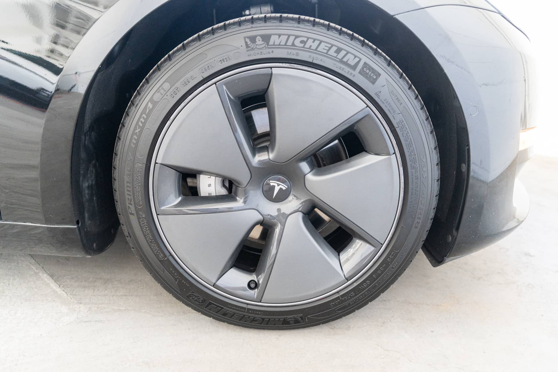 EverCars Co. vehicle image 12 for Tesla Model 3 -  Standard Range Plus on EverCars Co.