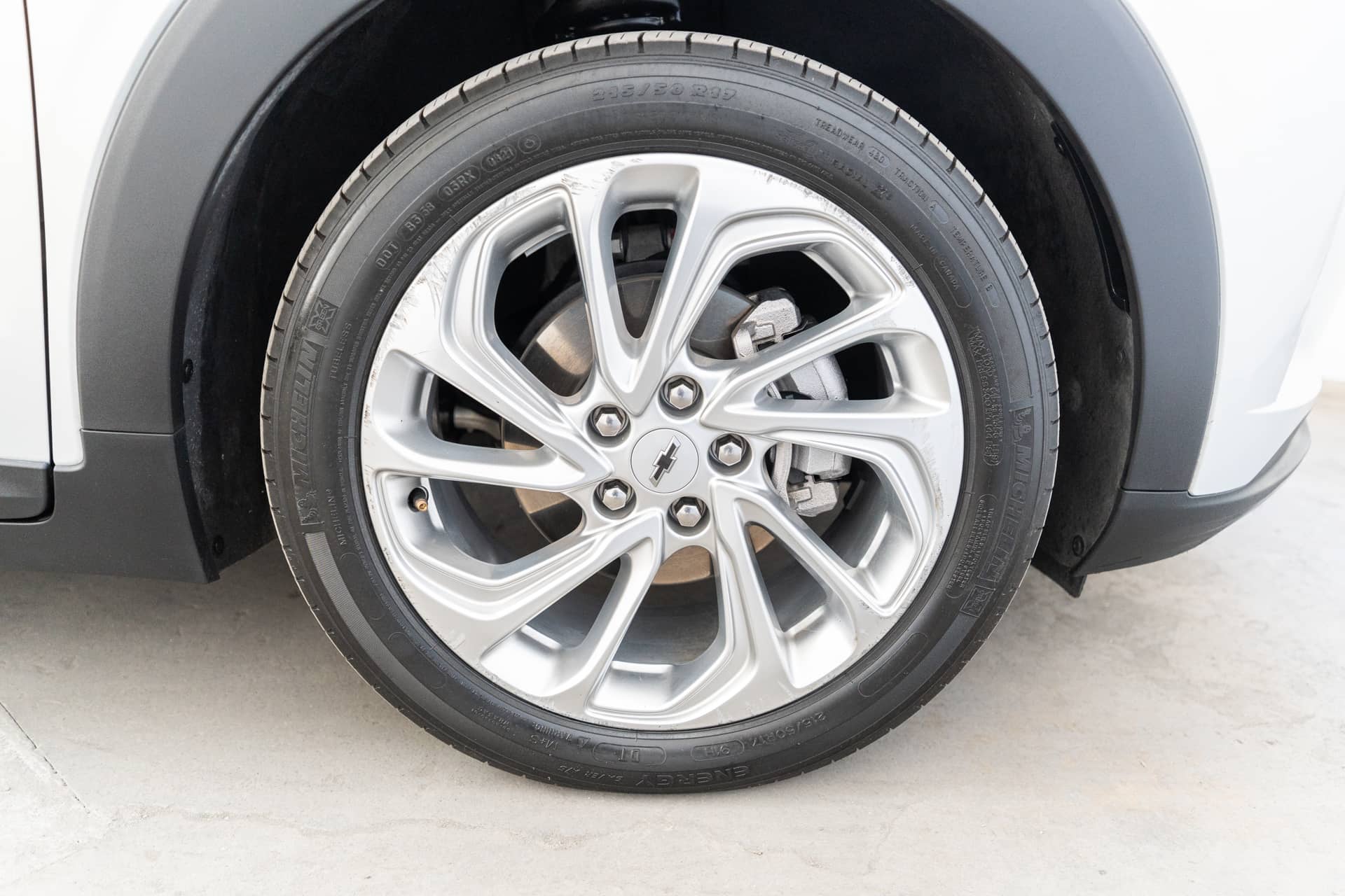 EverCars Co. vehicle image 12 for Chevrolet Bolt EUV -  LT on EverCars Co.