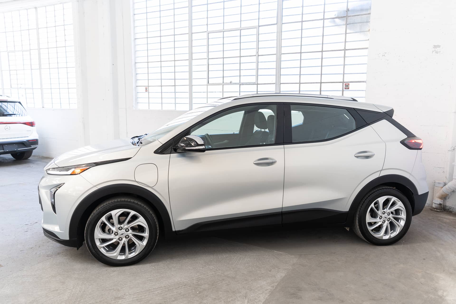 EverCars Co. vehicle image 9 for Chevrolet Bolt EUV -  LT on EverCars Co.