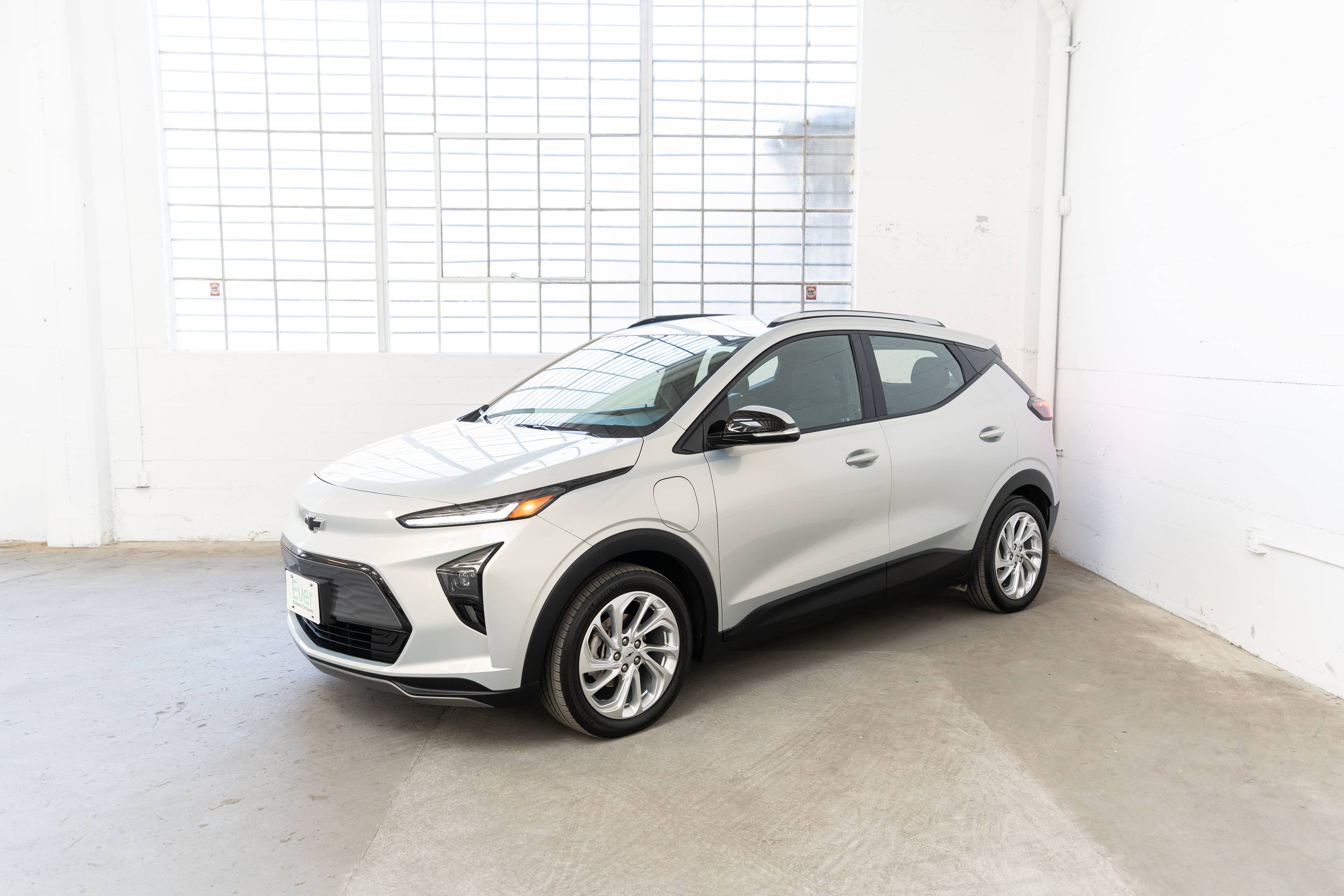 EverCars Co. vehicle image 2 for Chevrolet Bolt EUV -  LT on EverCars Co.