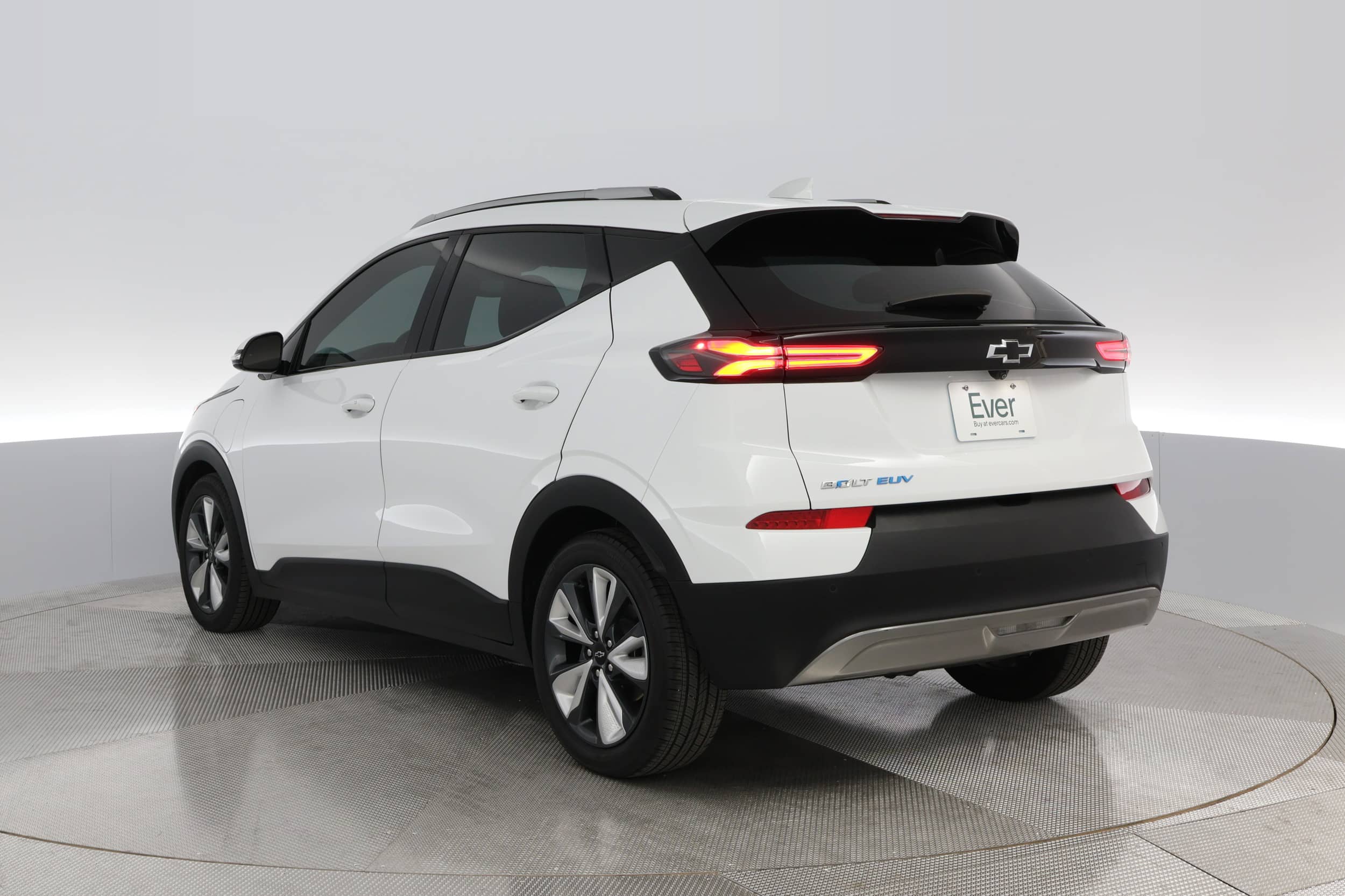 EverCars Co. vehicle image 11 for Chevrolet Bolt EUV -  LT on EverCars Co.