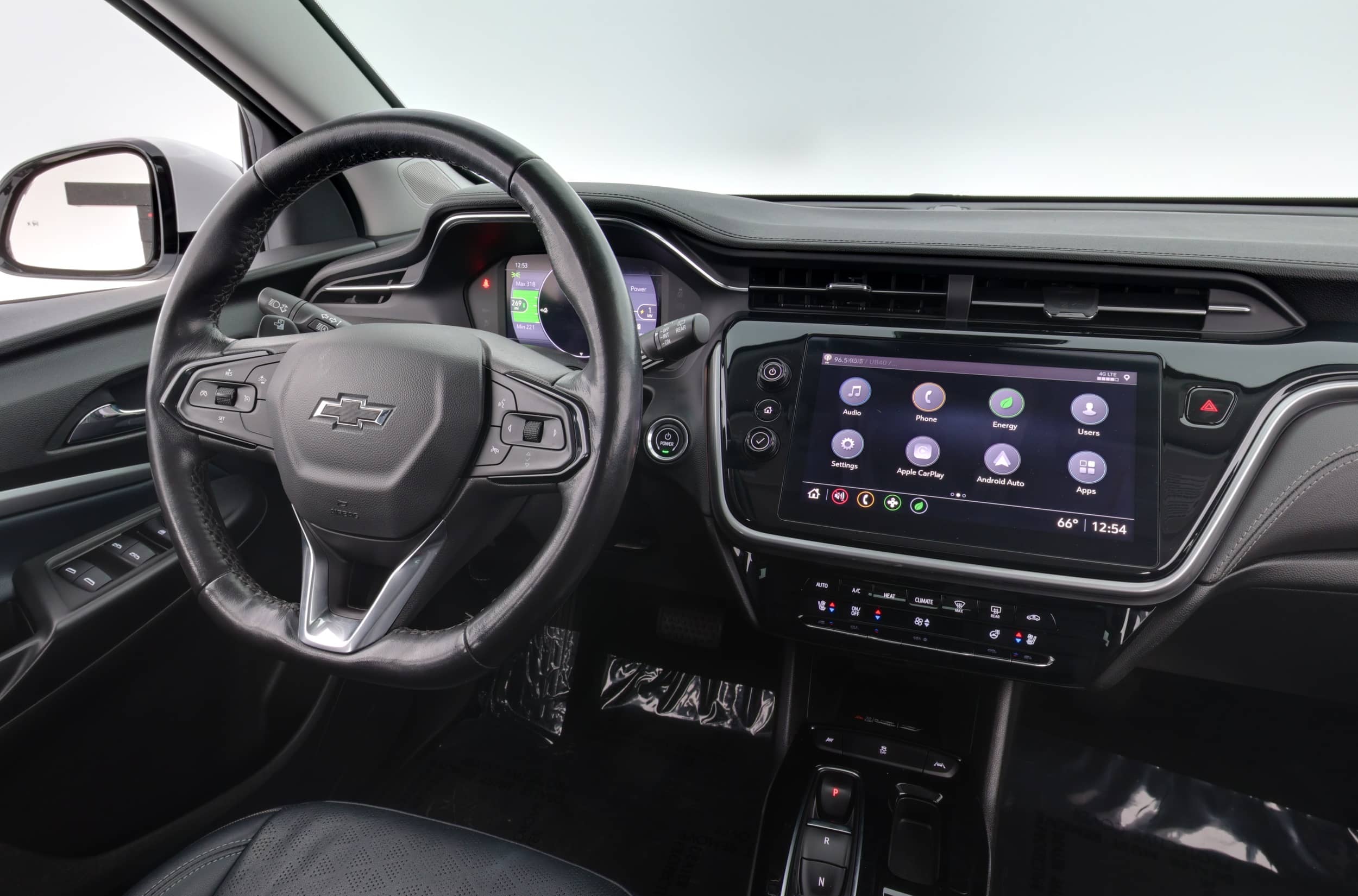 EverCars Co. vehicle image 3 for Chevrolet Bolt EUV -  LT on EverCars Co.