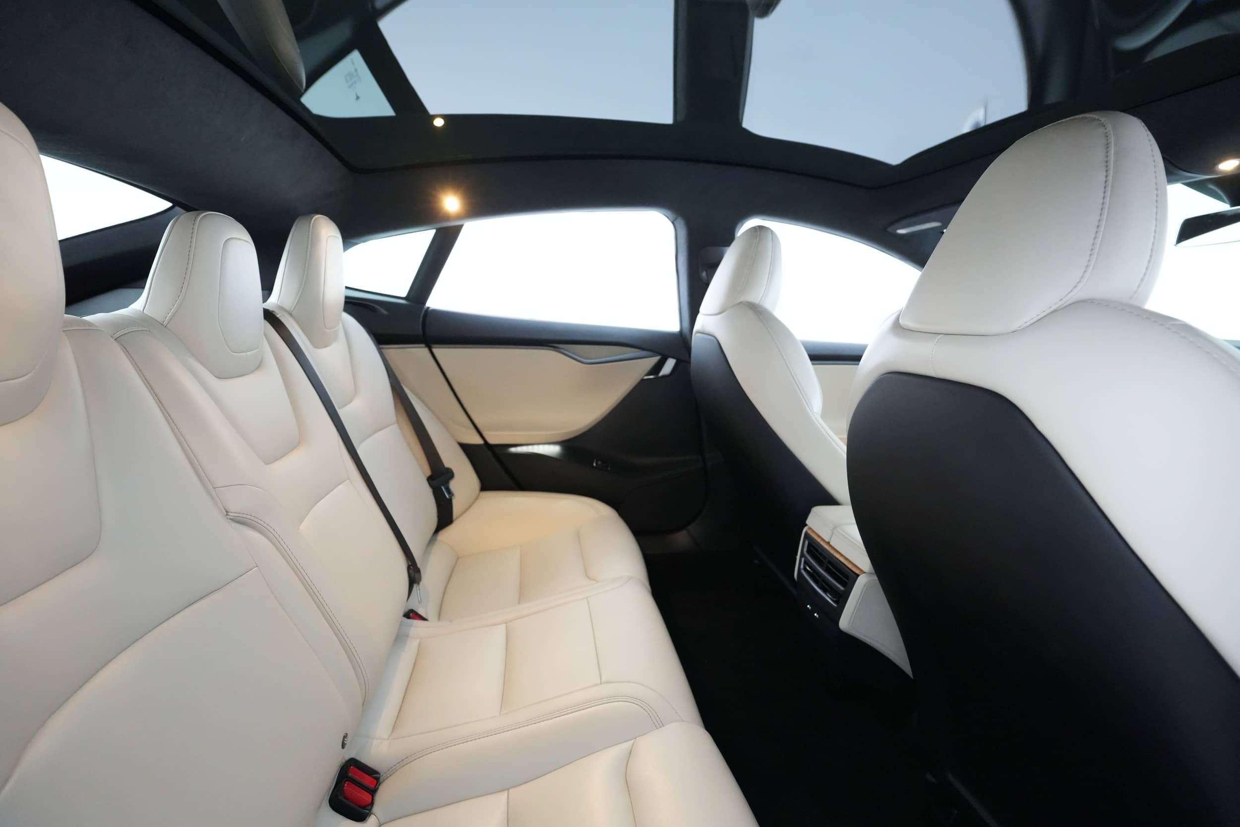 EverCars Co. vehicle image 4 for Tesla Model S -  Long Range Plus on EverCars Co.