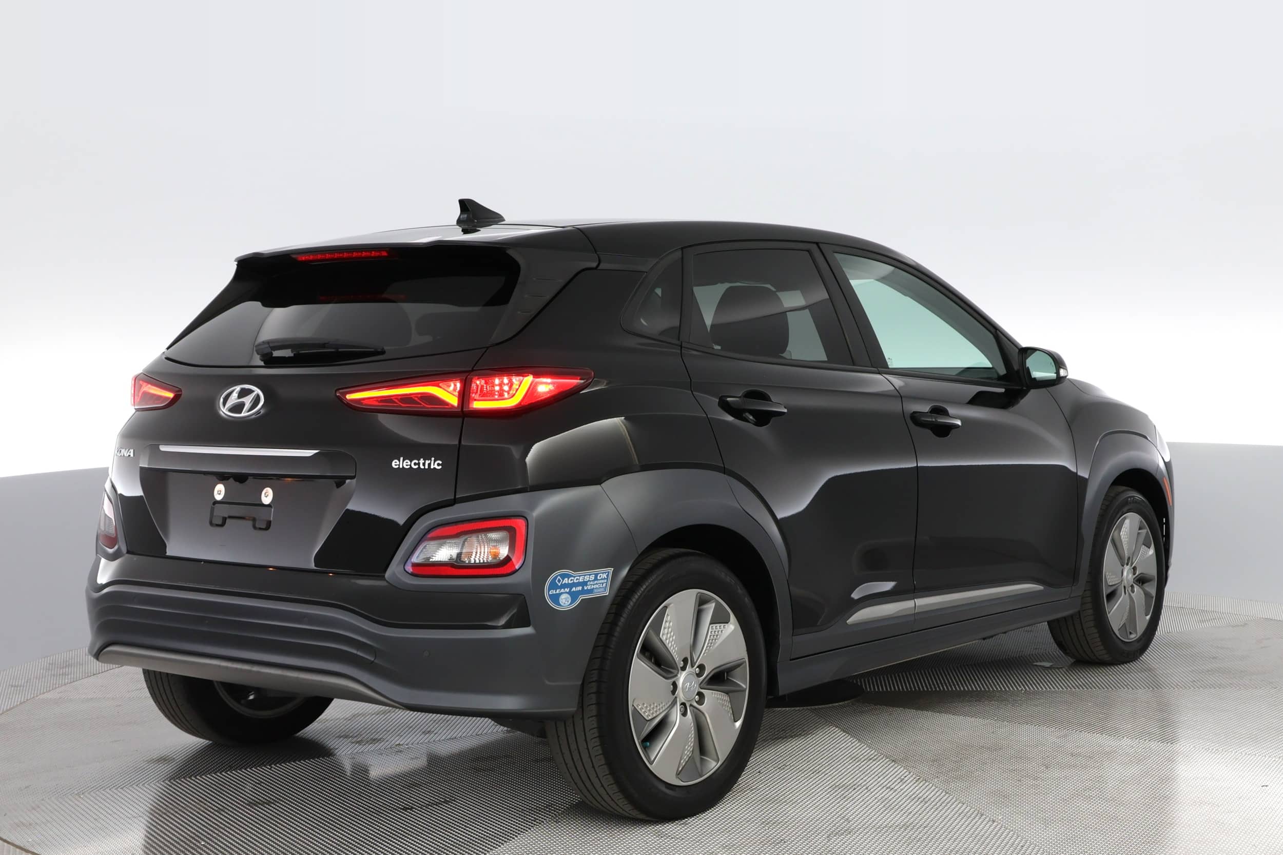 EverCars Co. vehicle image 2 for Hyundai Kona -  Ultimate on EverCars Co.