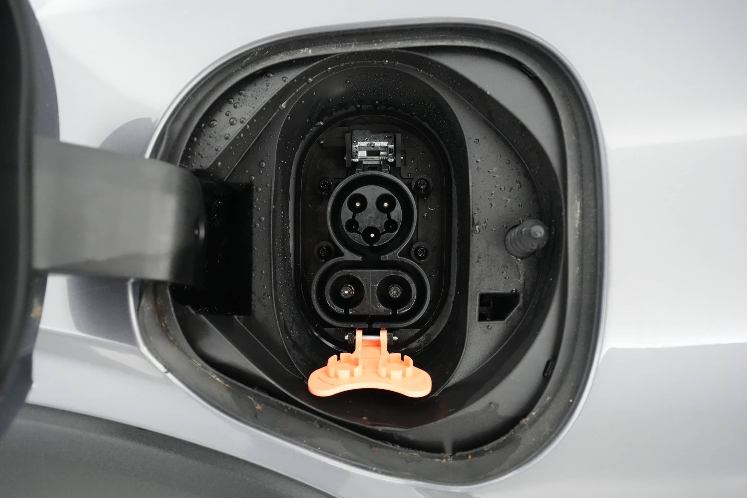 EverCars Co. vehicle image 18 for Chevrolet Bolt EUV -  LT on EverCars Co.