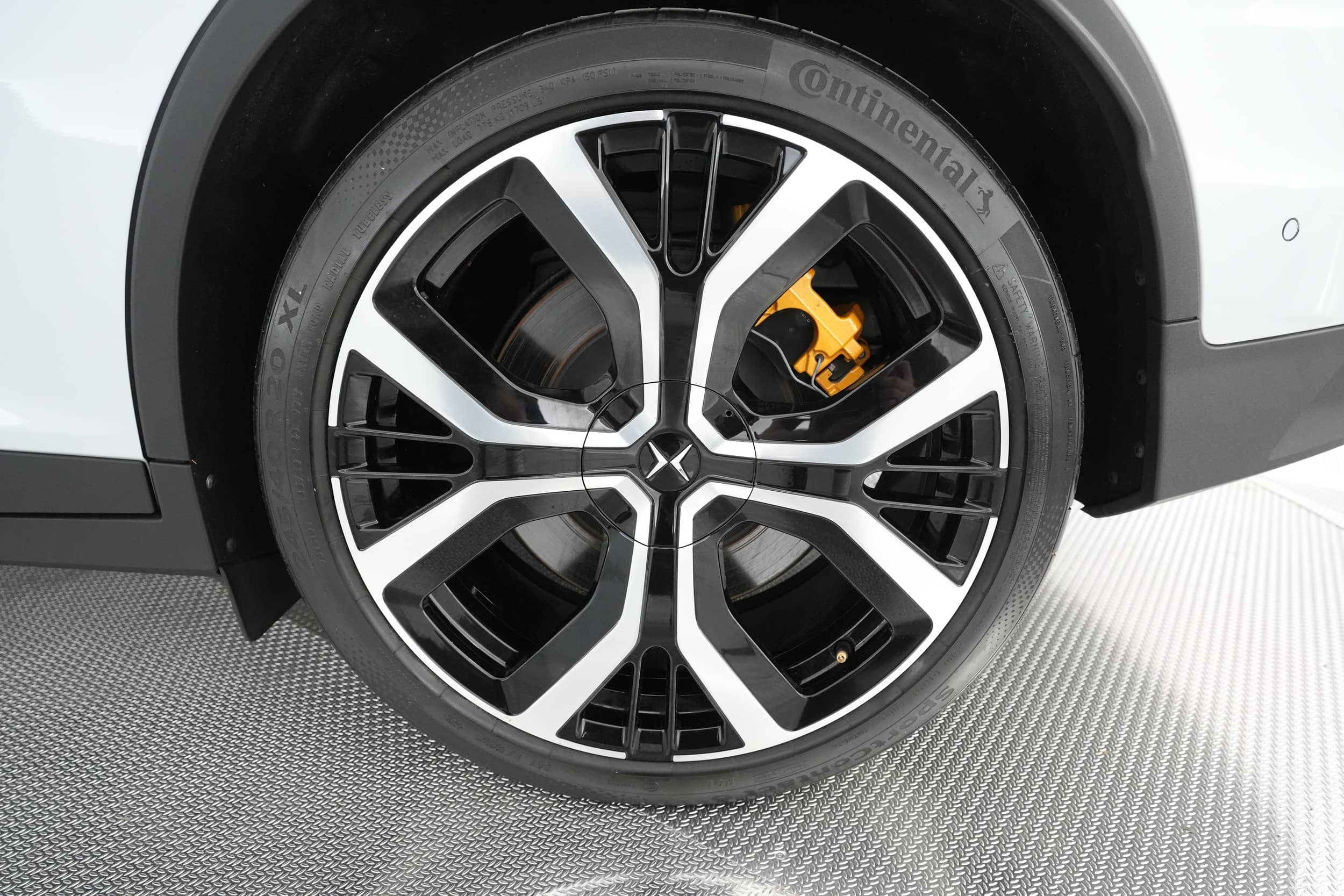 EverCars Co. vehicle image 11 for Polestar 2 -  Launch Edition on EverCars Co.