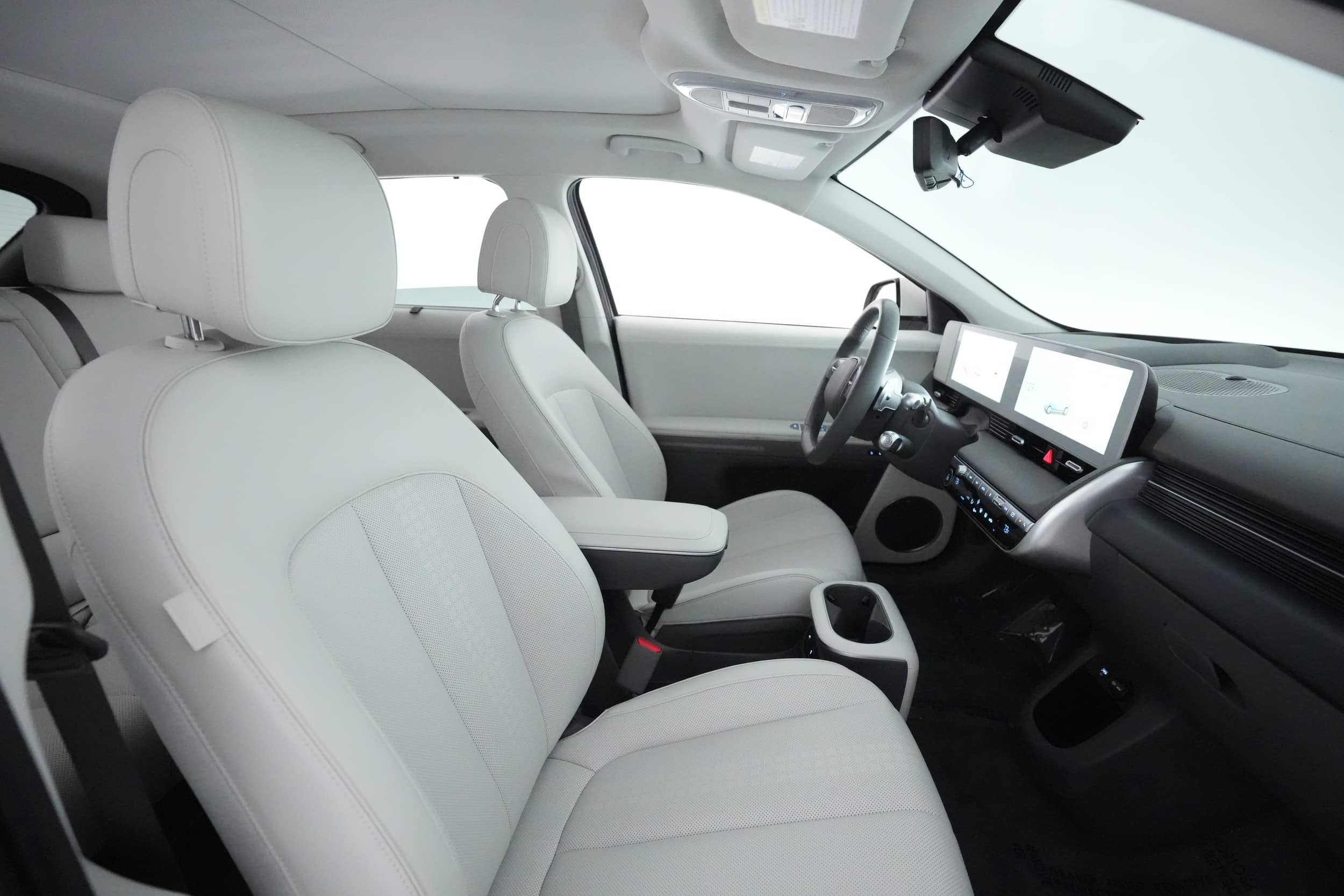 EverCars Co. vehicle image 19 for Hyundai IONIQ 5 -  Limited on EverCars Co.