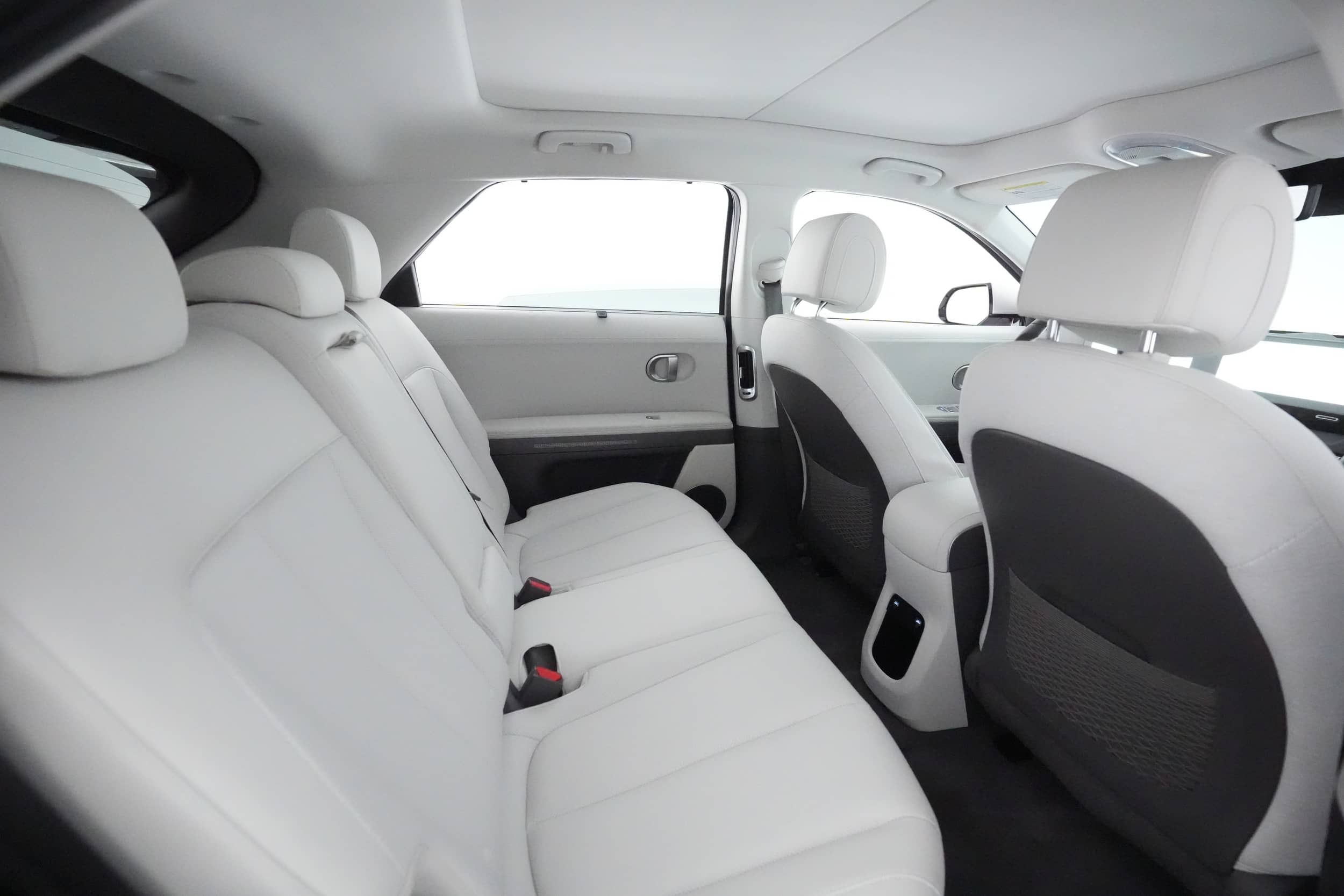 EverCars Co. vehicle image 3 for Hyundai IONIQ 5 -  Limited on EverCars Co.