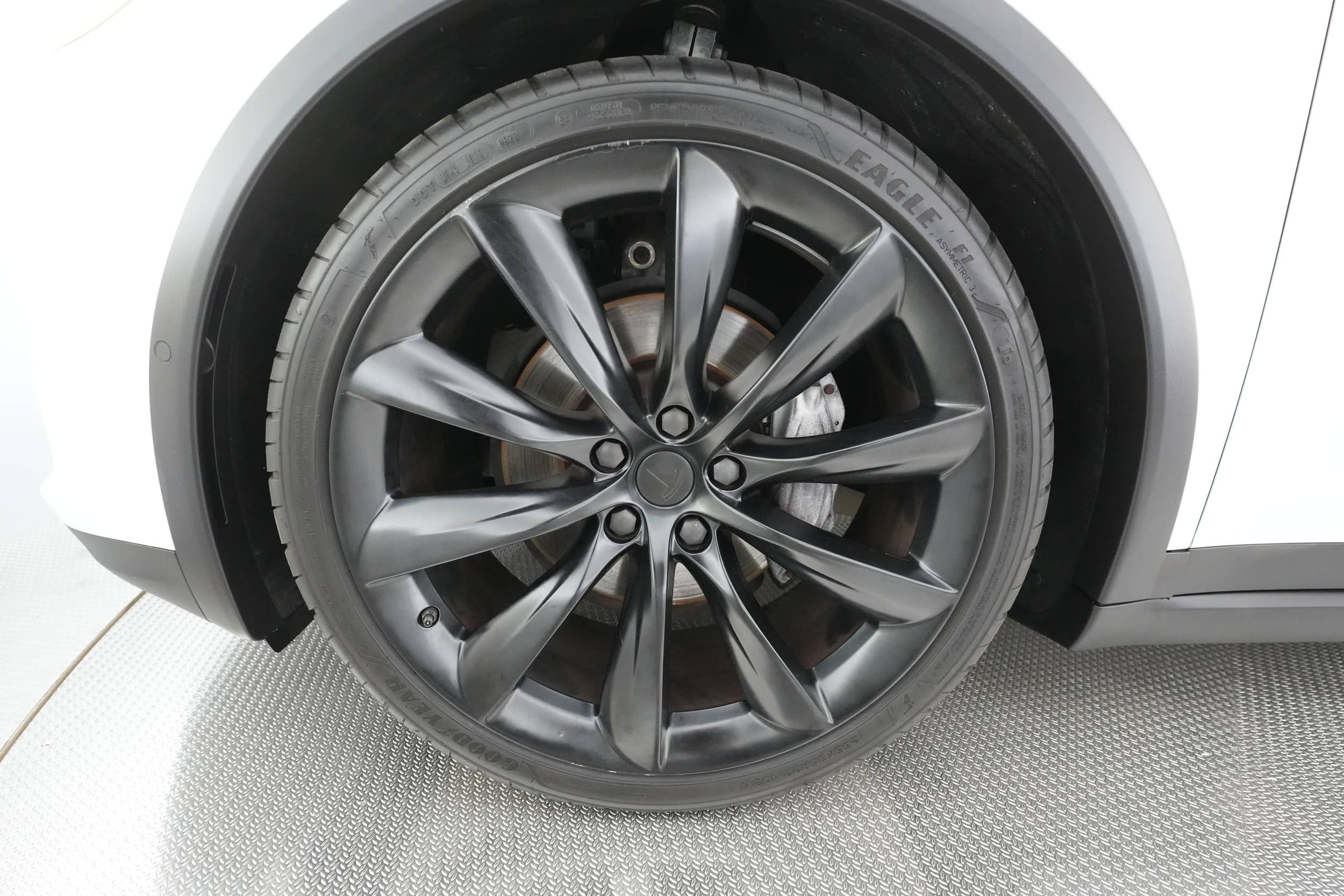 EverCars Co. vehicle image 12 for Tesla Model X -  Long Range Plus on EverCars Co.