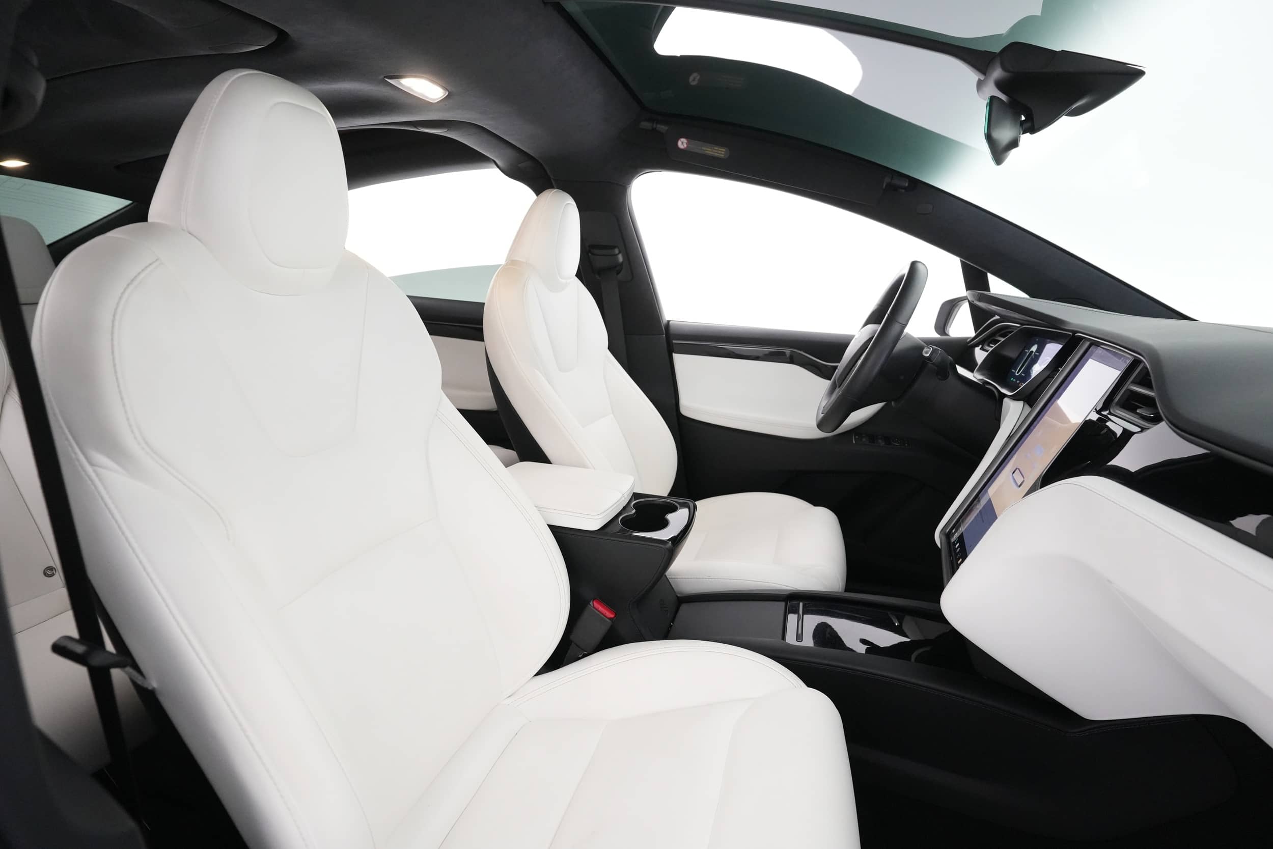 EverCars Co. vehicle image 18 for Tesla Model X -  Long Range Plus on EverCars Co.