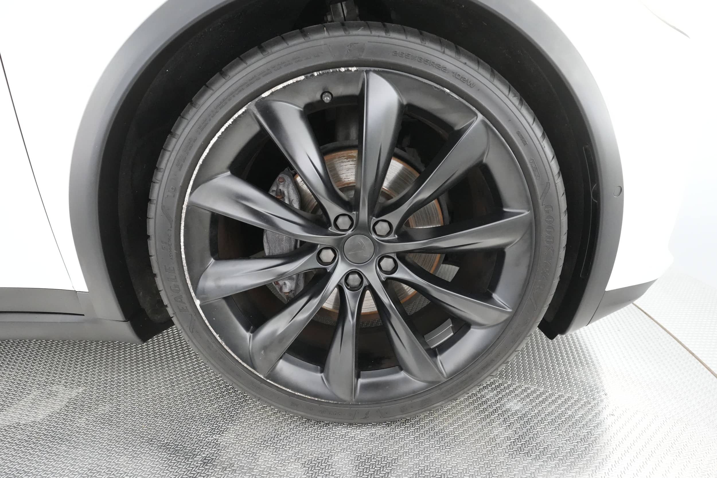 EverCars Co. vehicle image 14 for Tesla Model X -  Long Range Plus on EverCars Co.