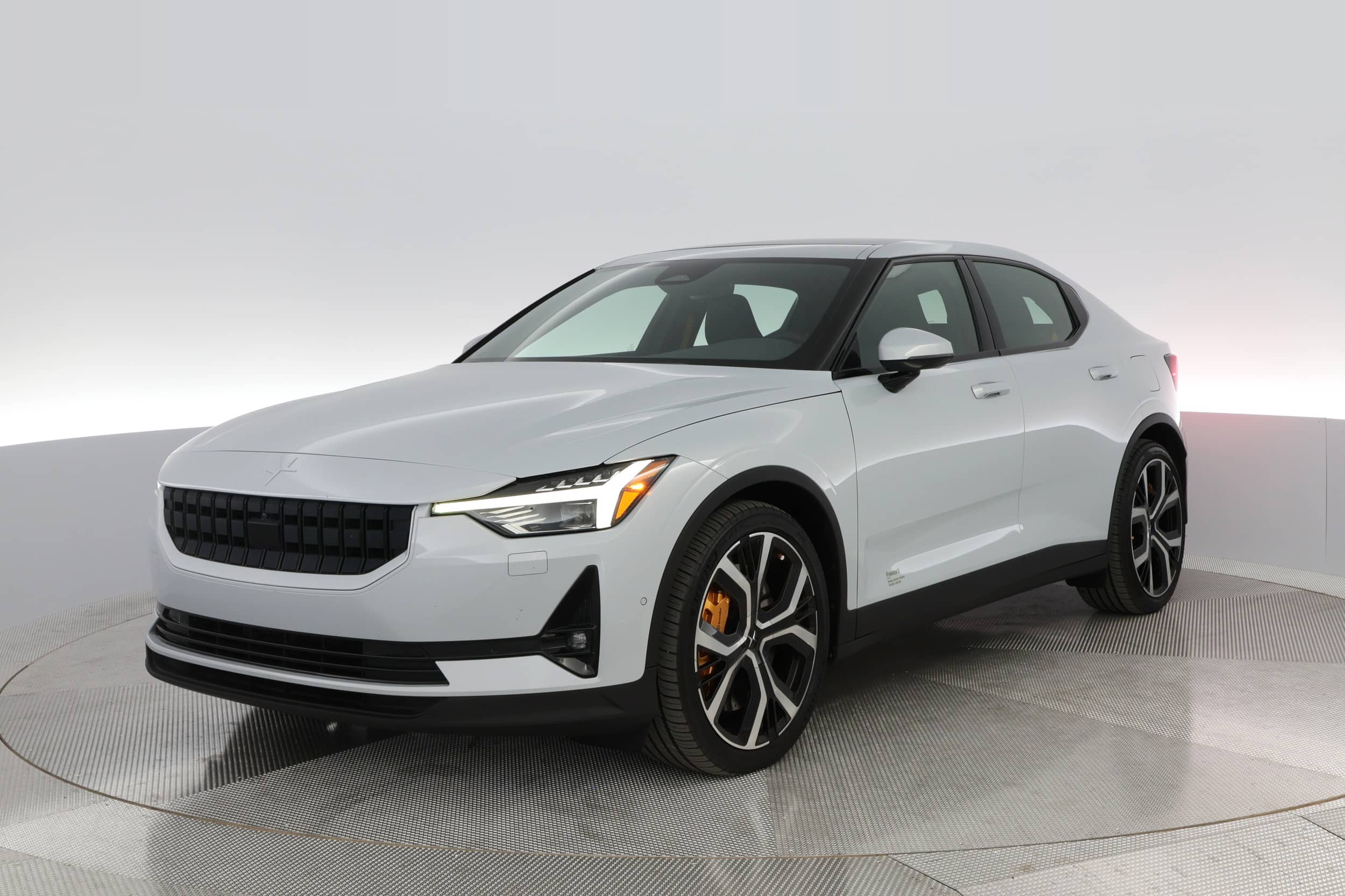 EverCars Co. featured vehicle's image for Polestar 2 -  Launch Edition on EverCars Co.