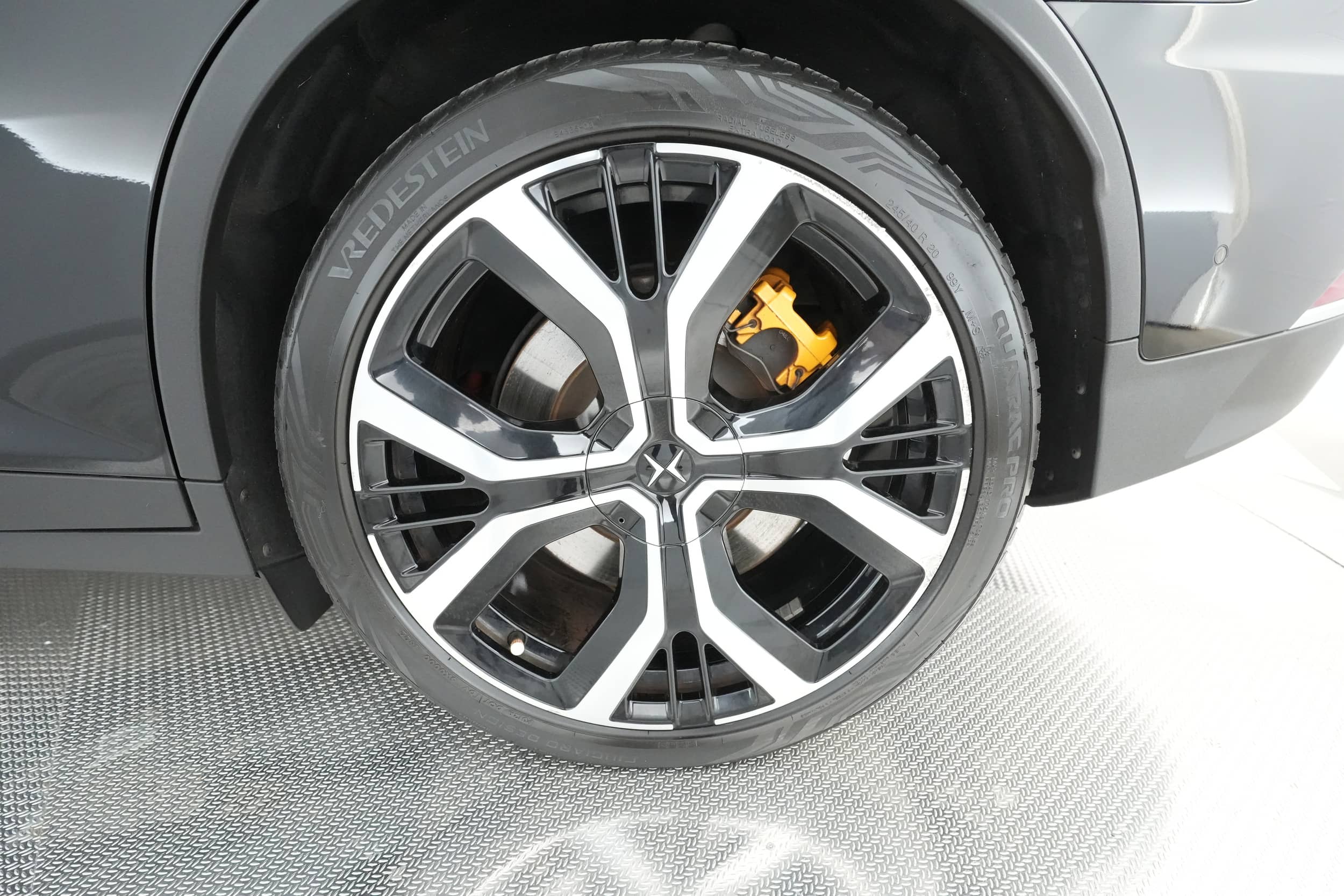 EverCars Co. vehicle image 14 for Polestar 2 -  Launch Edition on EverCars Co.
