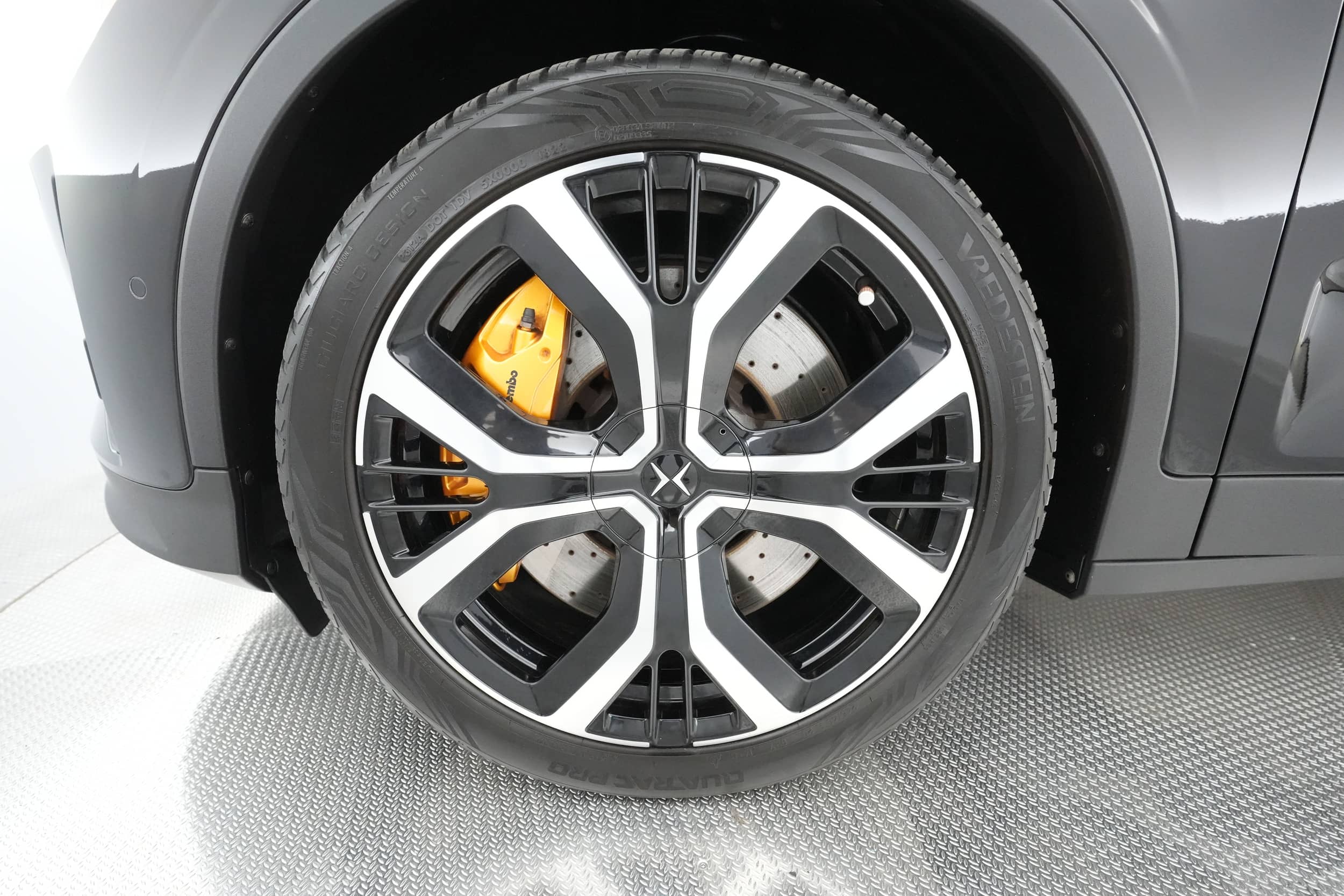 EverCars Co. vehicle image 13 for Polestar 2 -  Launch Edition on EverCars Co.