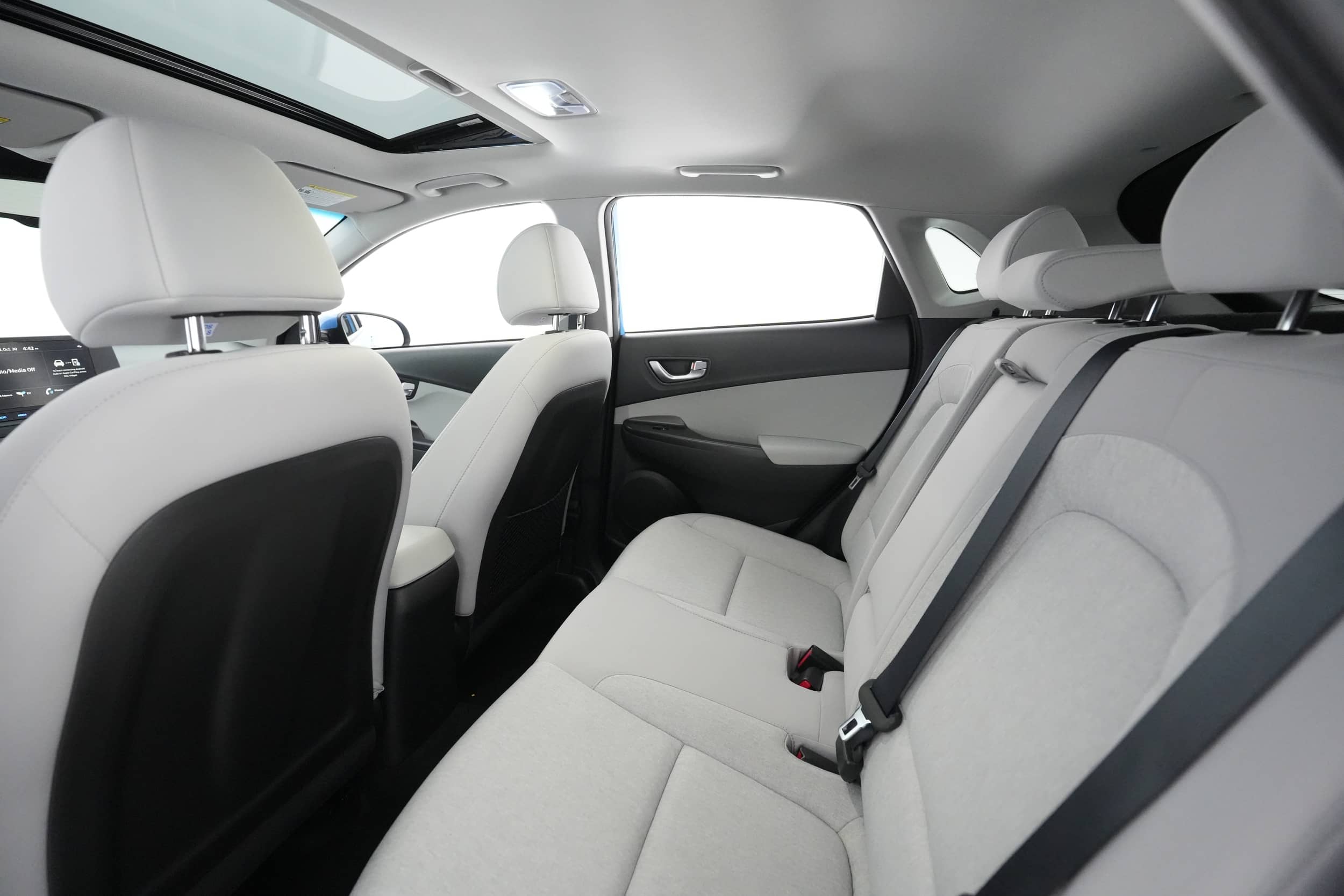 EverCars Co. vehicle image 19 for Hyundai Kona -  SEL on EverCars Co.