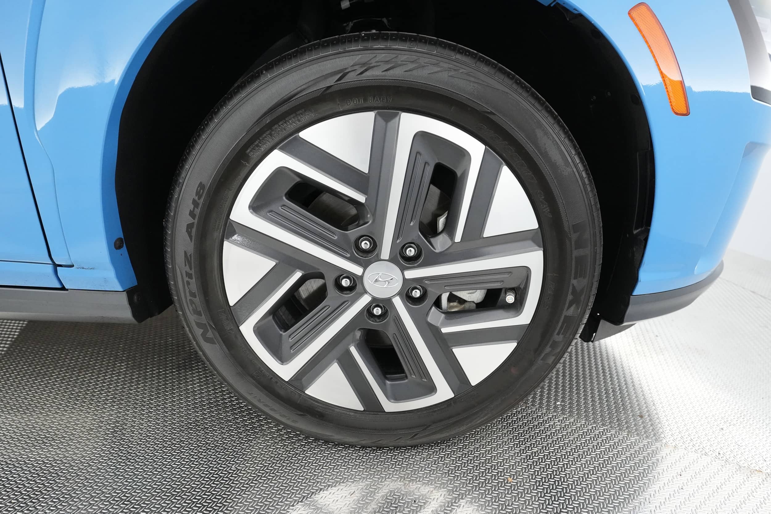 EverCars Co. vehicle image 15 for Hyundai Kona -  SEL on EverCars Co.