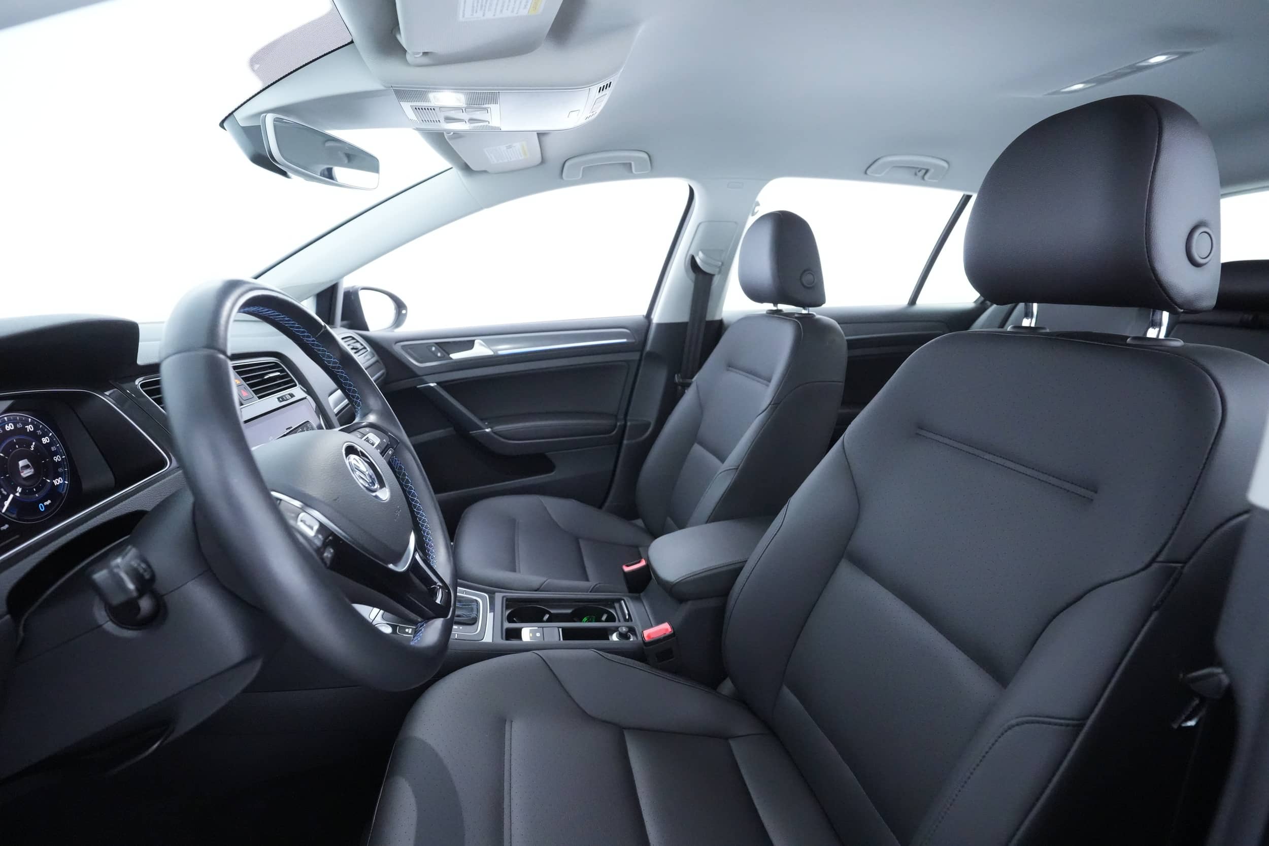 EverCars Co. vehicle image 16 for Volkswagen e-Golf -  SEL Premium on EverCars Co.