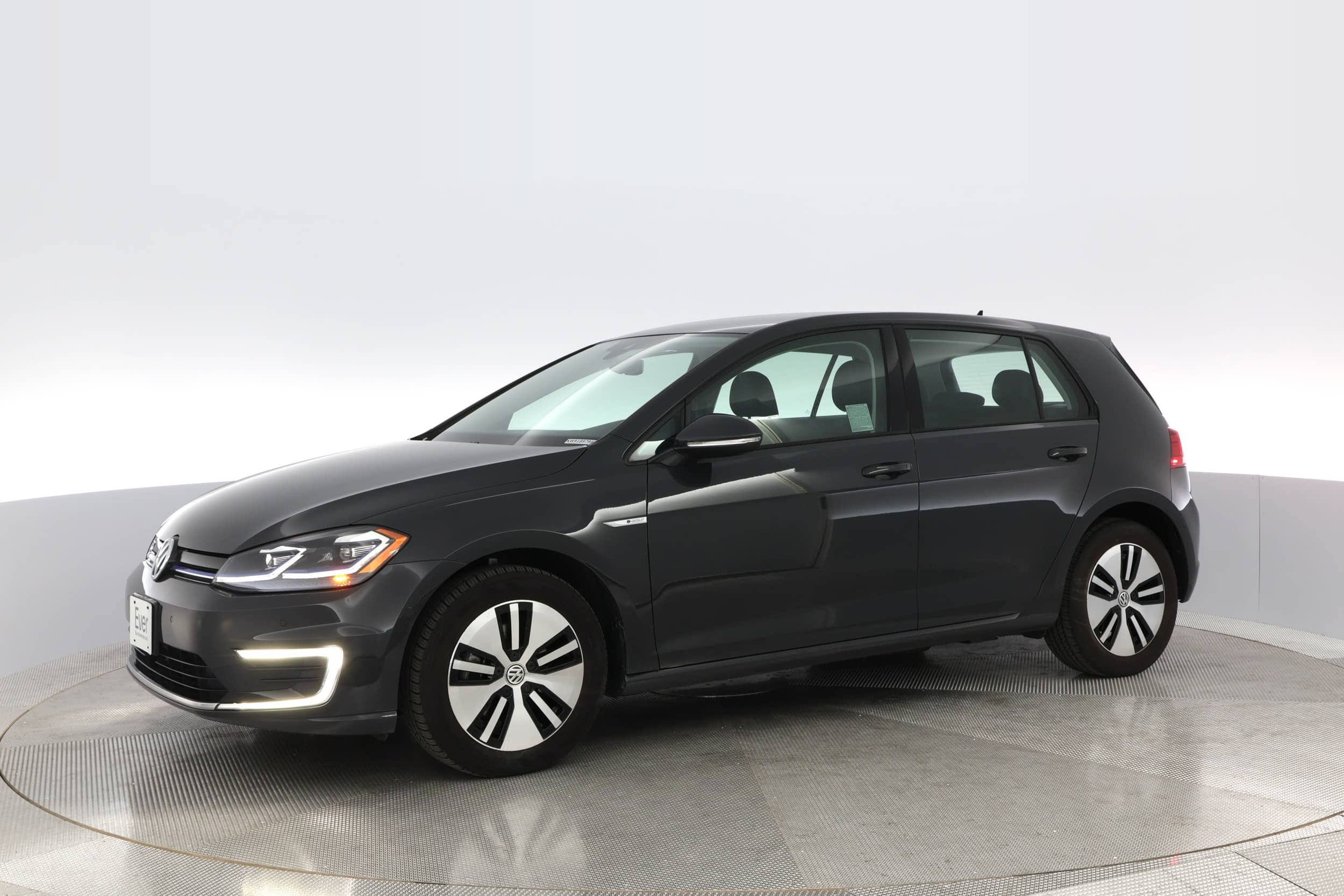 EverCars Co. vehicle image 11 for Volkswagen e-Golf -  SEL Premium on EverCars Co.