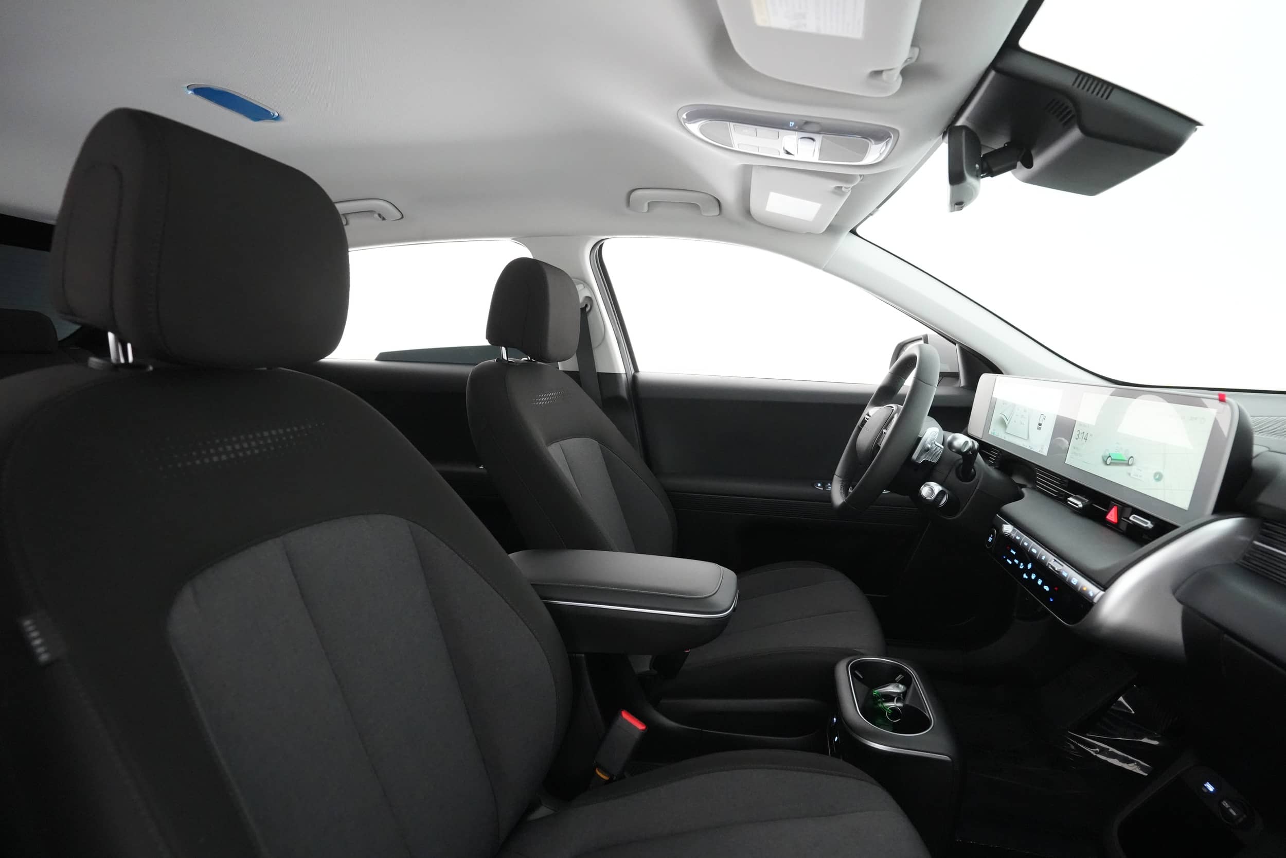 EverCars Co. vehicle image 18 for Hyundai IONIQ 5 -  SEL on EverCars Co.