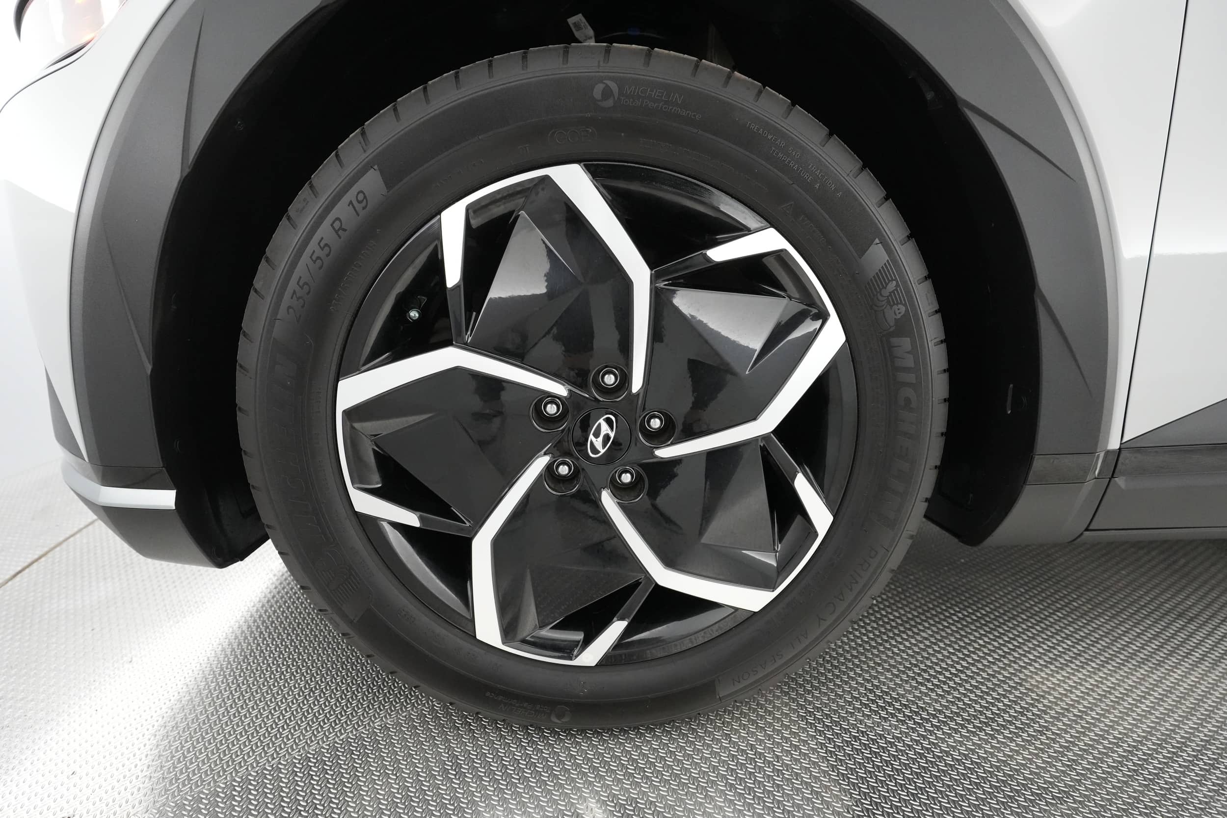 EverCars Co. vehicle image 12 for Hyundai IONIQ 5 -  SEL on EverCars Co.