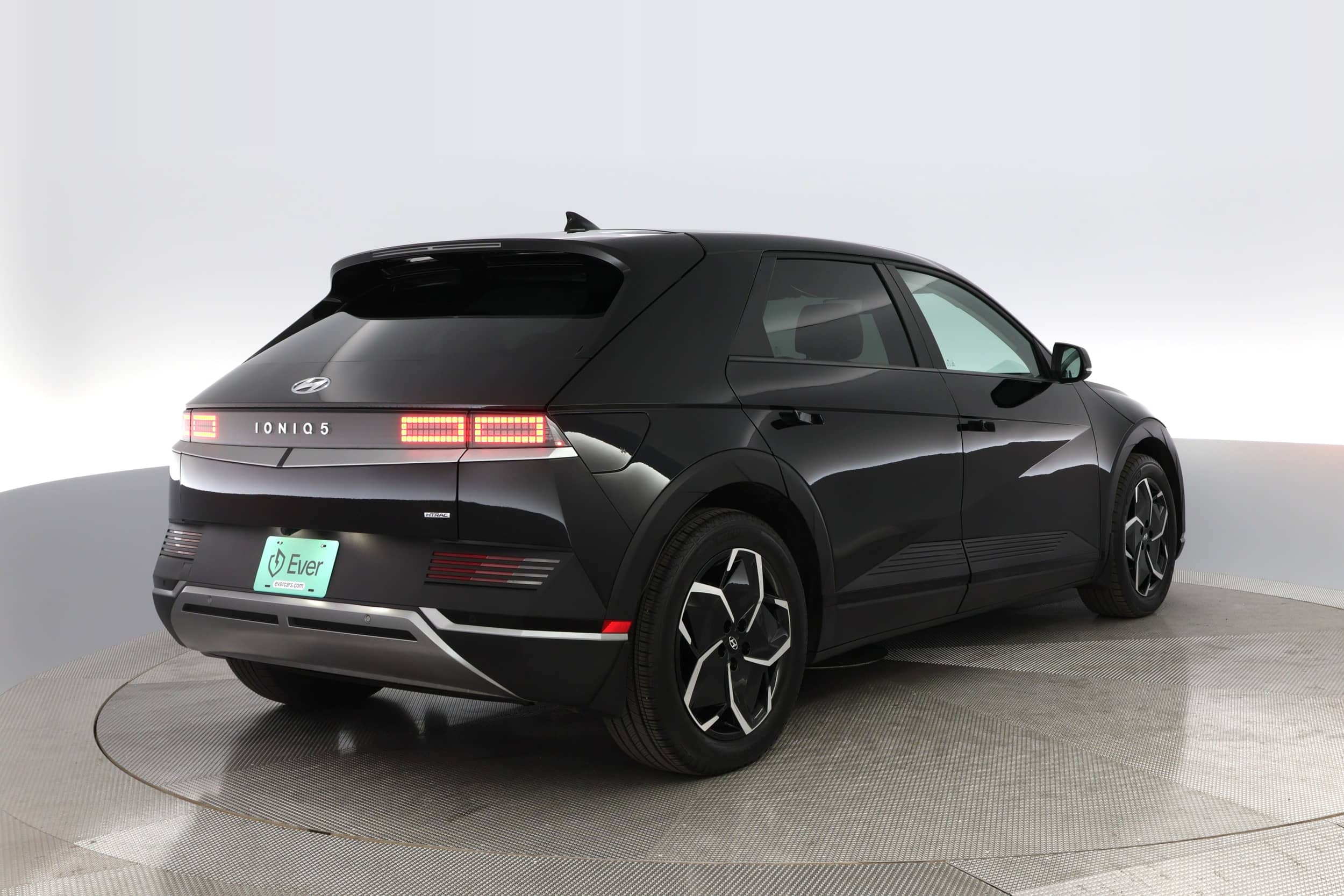 EverCars Co. vehicle image 2 for Hyundai IONIQ 5 -  SEL on EverCars Co.