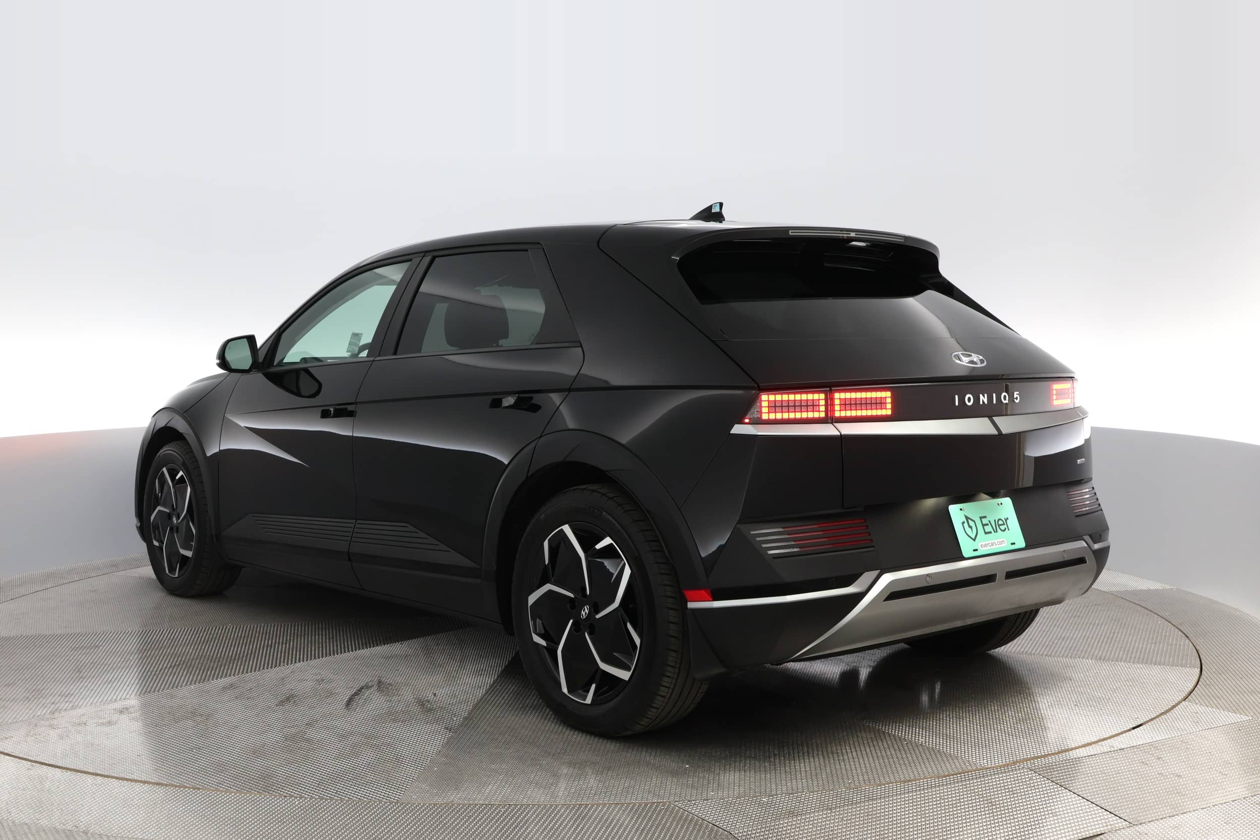 EverCars Co. vehicle image 12 for Hyundai IONIQ 5 -  SEL on EverCars Co.