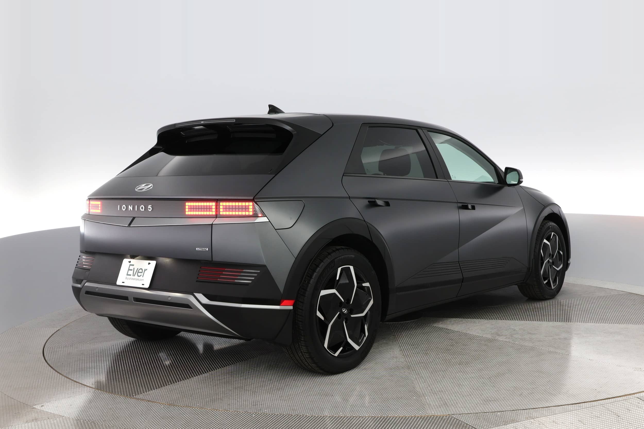 EverCars Co. vehicle image 2 for Hyundai IONIQ 5 -  SEL on EverCars Co.