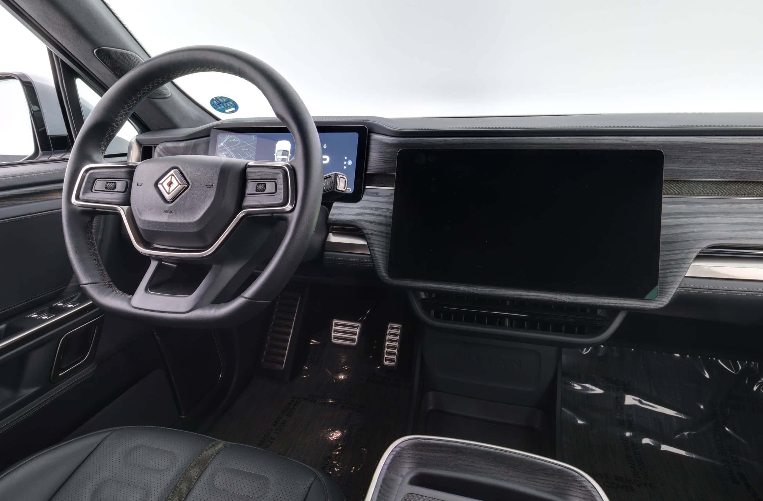 EverCars Co. vehicle image 3 for Rivian R1T -  Adventure on EverCars Co.