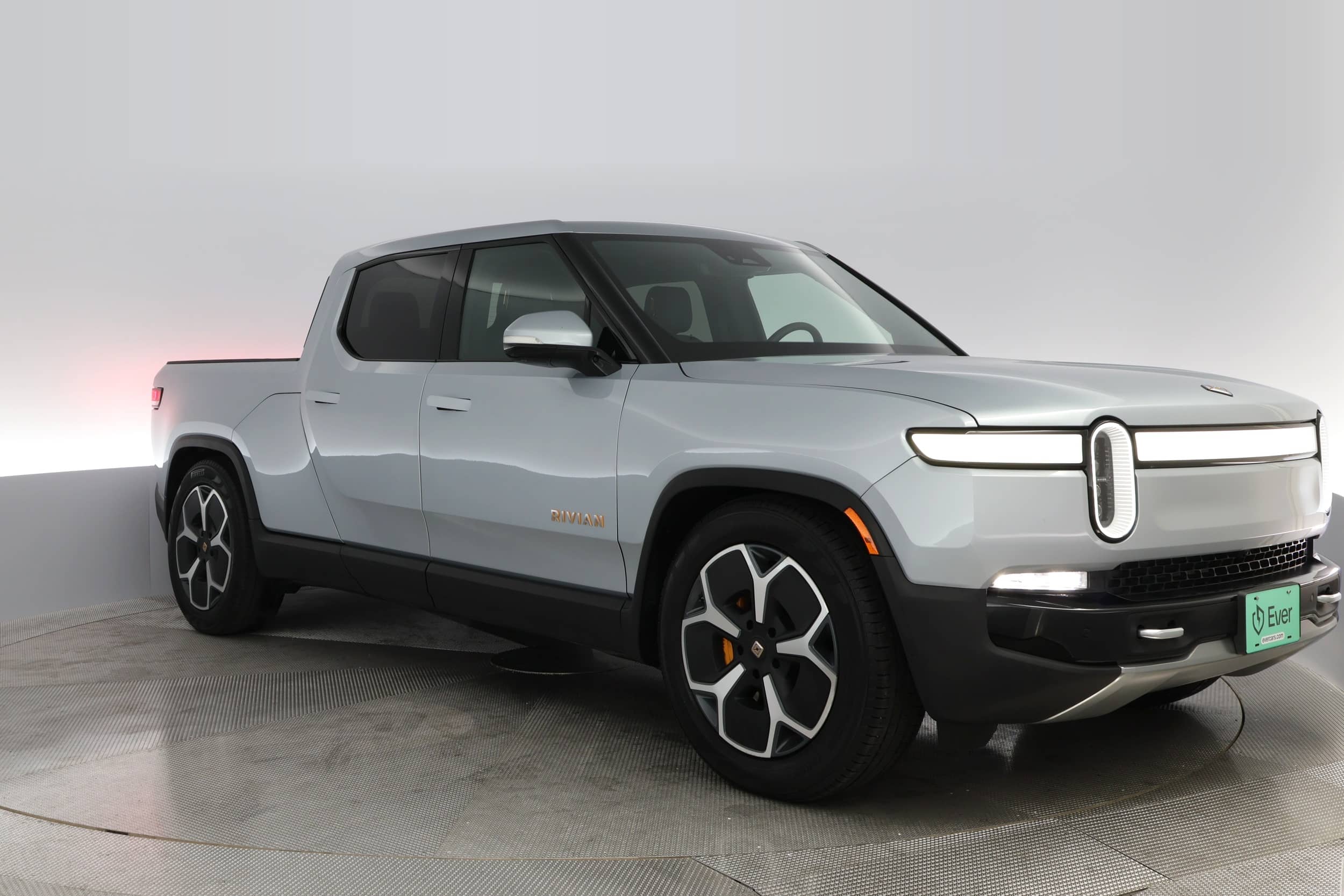 EverCars Co. vehicle image 8 for Rivian R1T -  Adventure on EverCars Co.