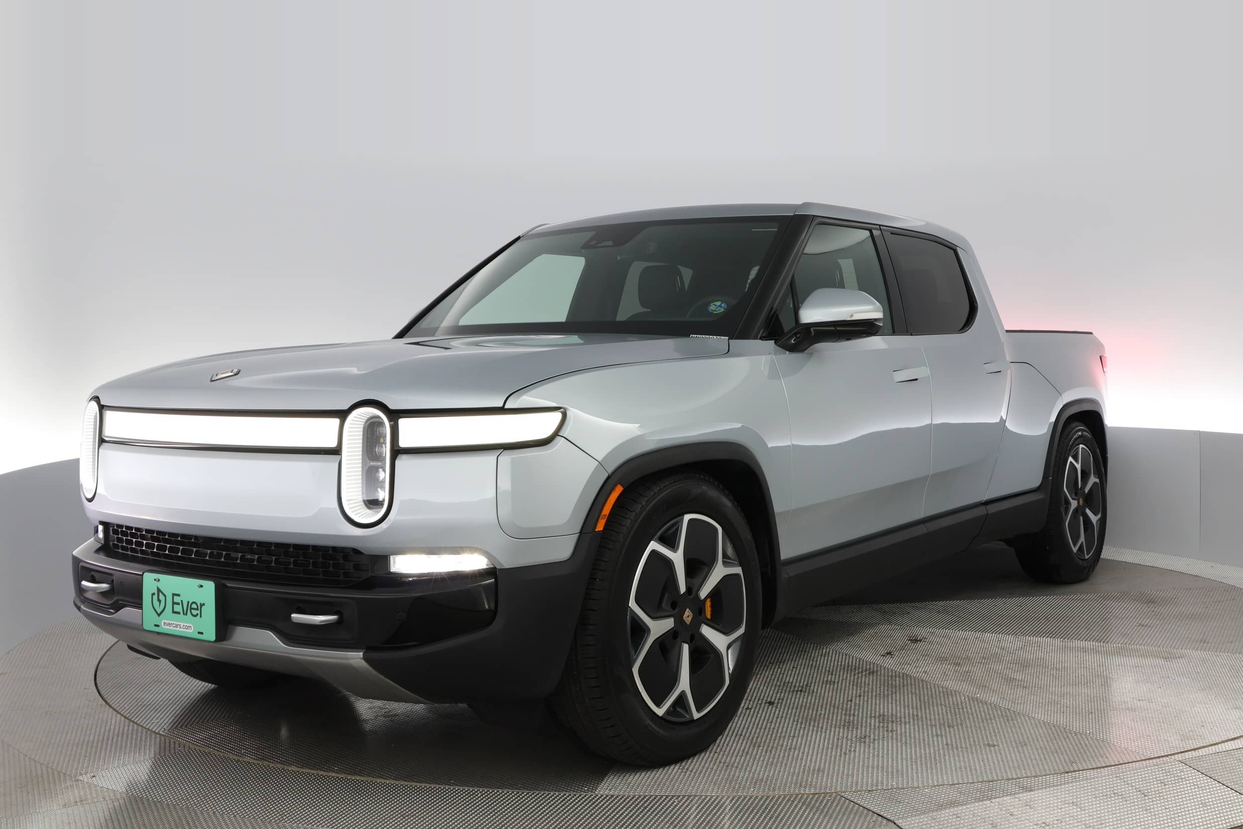EverCars Co. vehicle image 6 for Rivian R1T -  Adventure on EverCars Co.