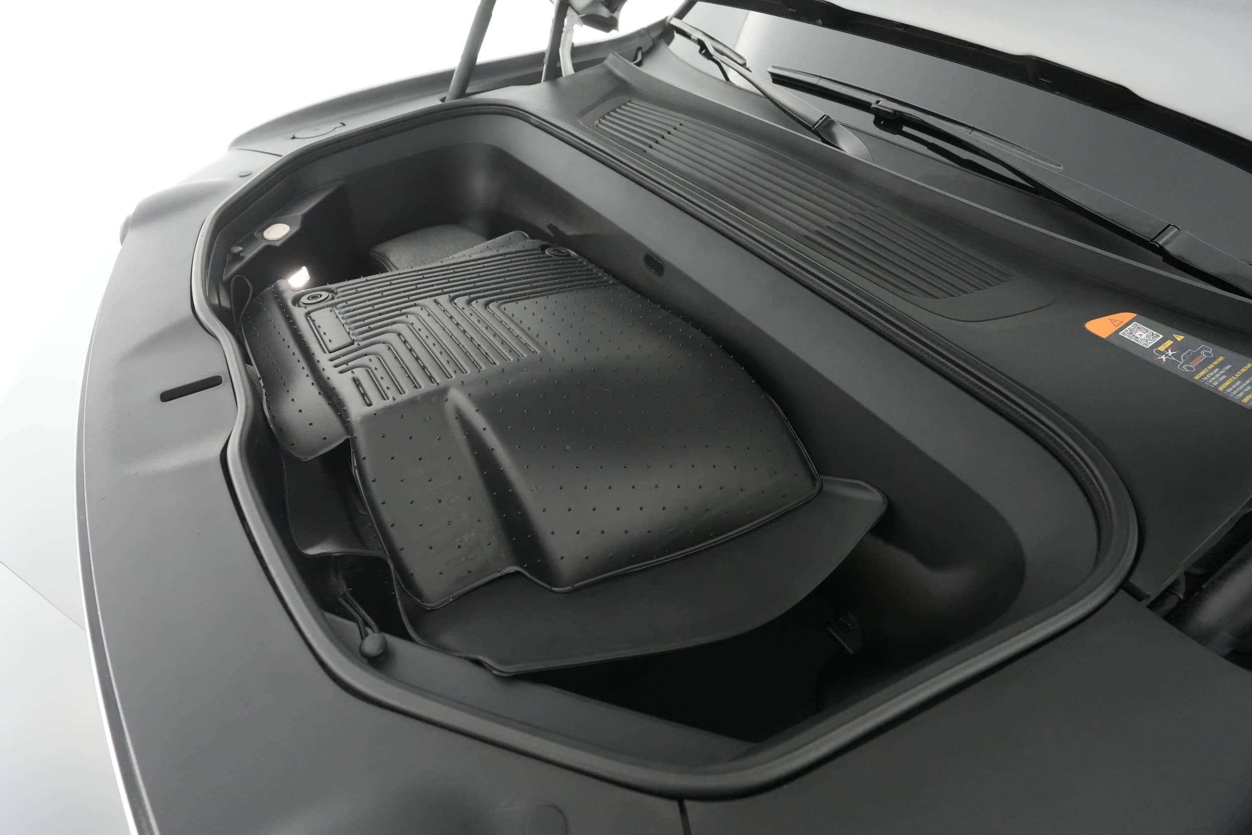 EverCars Co. vehicle image 24 for Rivian R1T -  Adventure on EverCars Co.