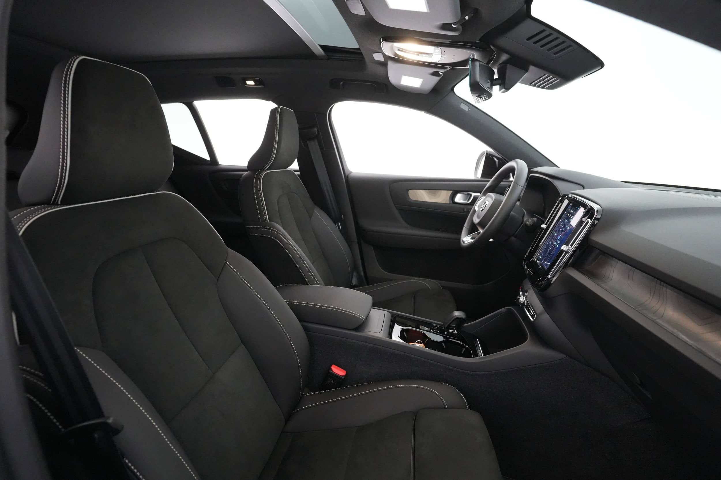 EverCars Co. vehicle image 21 for Volvo XC40 Recharge -  Twin Plus on EverCars Co.