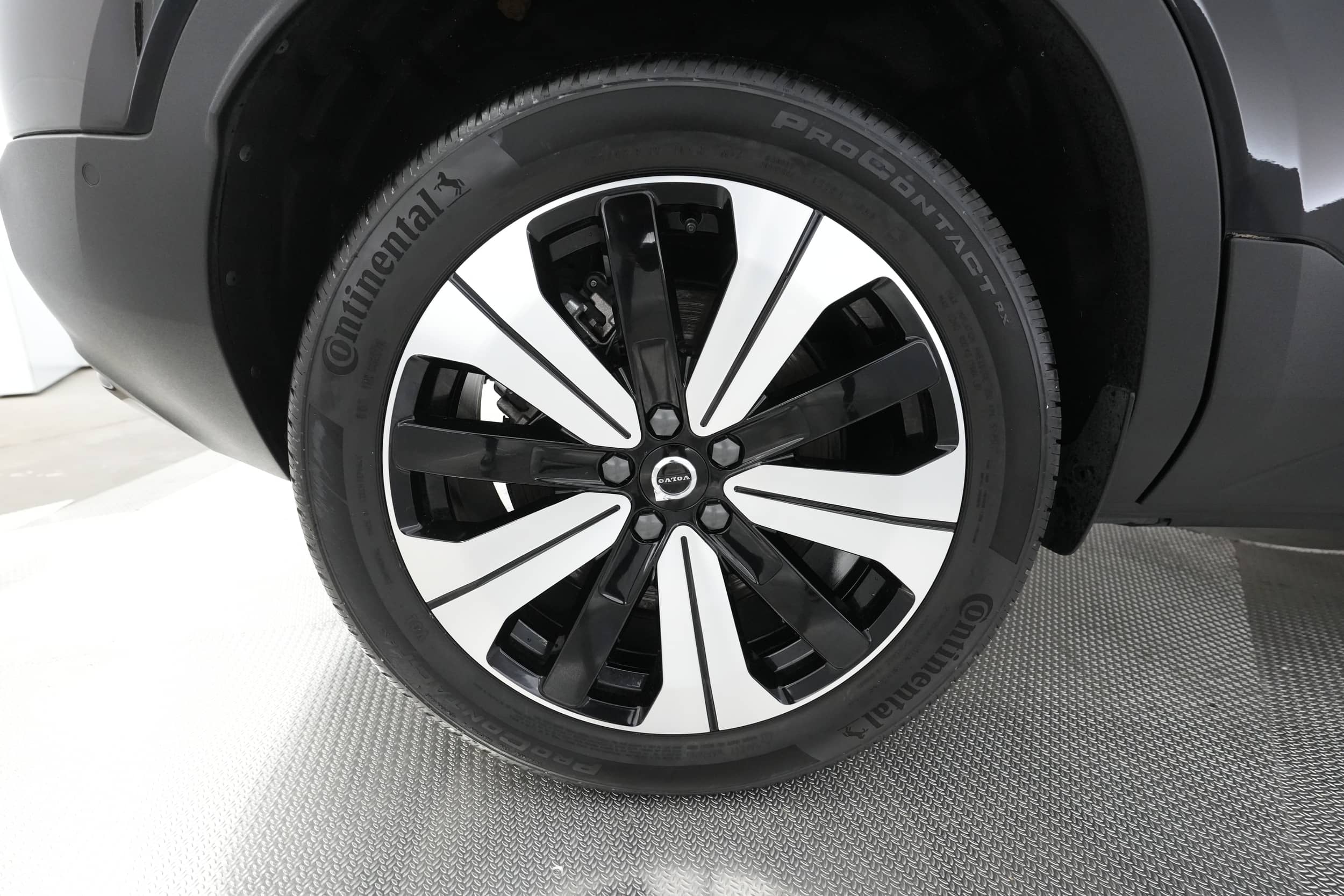 EverCars Co. vehicle image 17 for Volvo XC40 Recharge -  Twin Plus on EverCars Co.