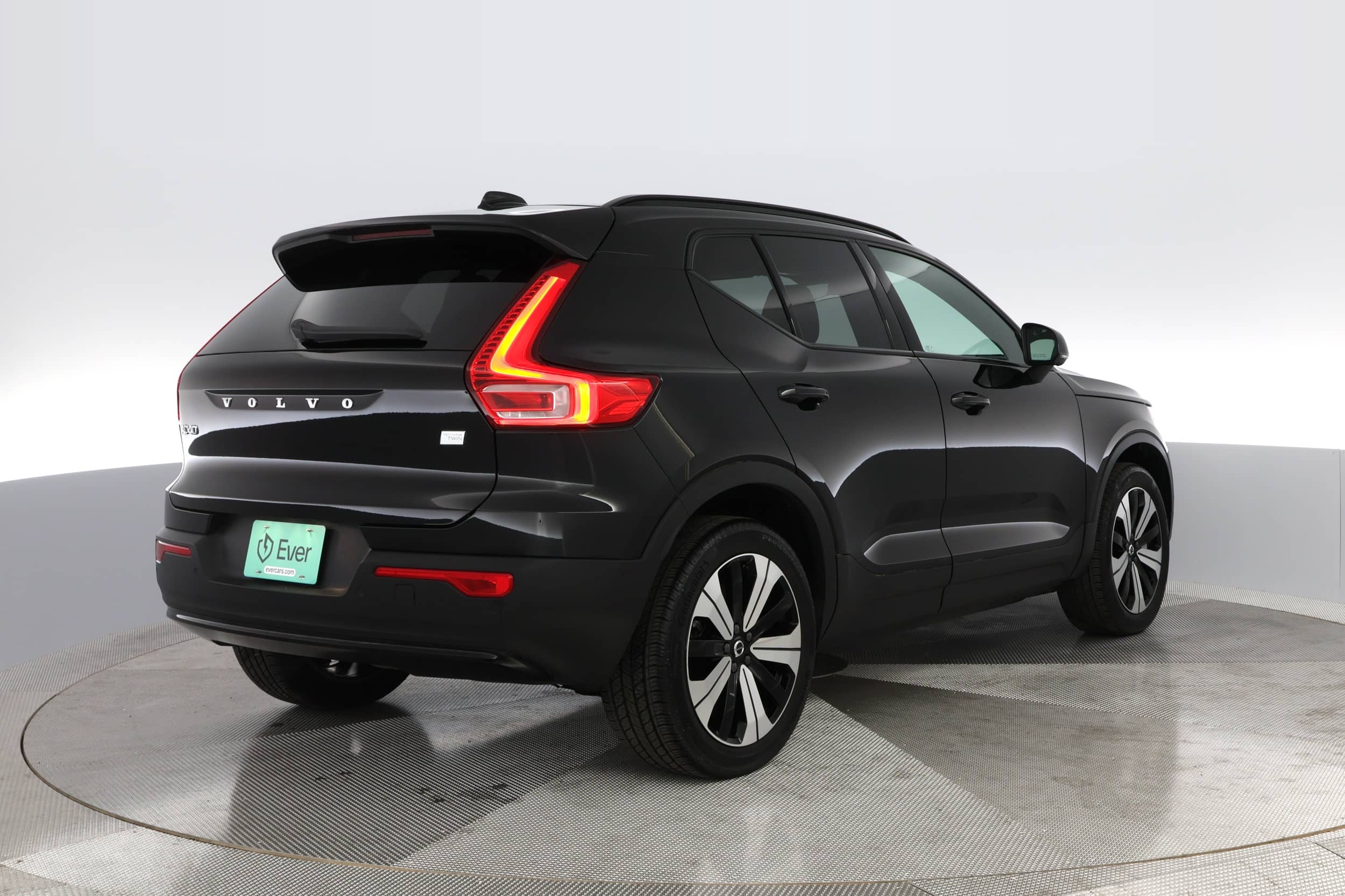 EverCars Co. vehicle image 2 for Volvo XC40 Recharge -  Twin Plus on EverCars Co.