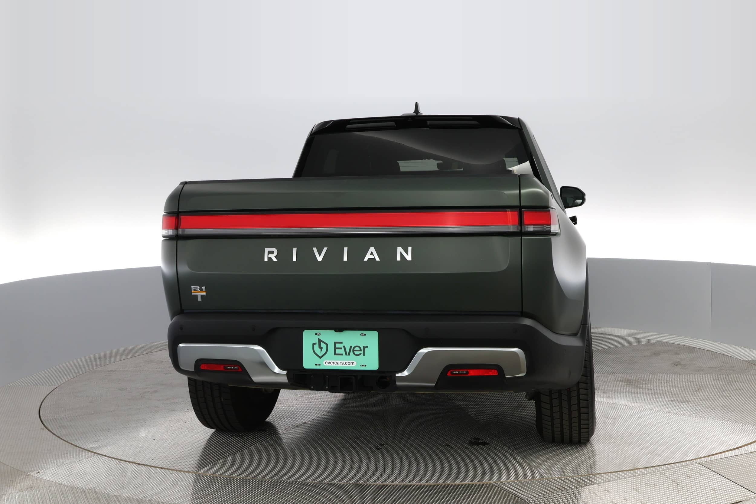 EverCars Co. vehicle image 11 for Rivian R1T -  Adventure on EverCars Co.