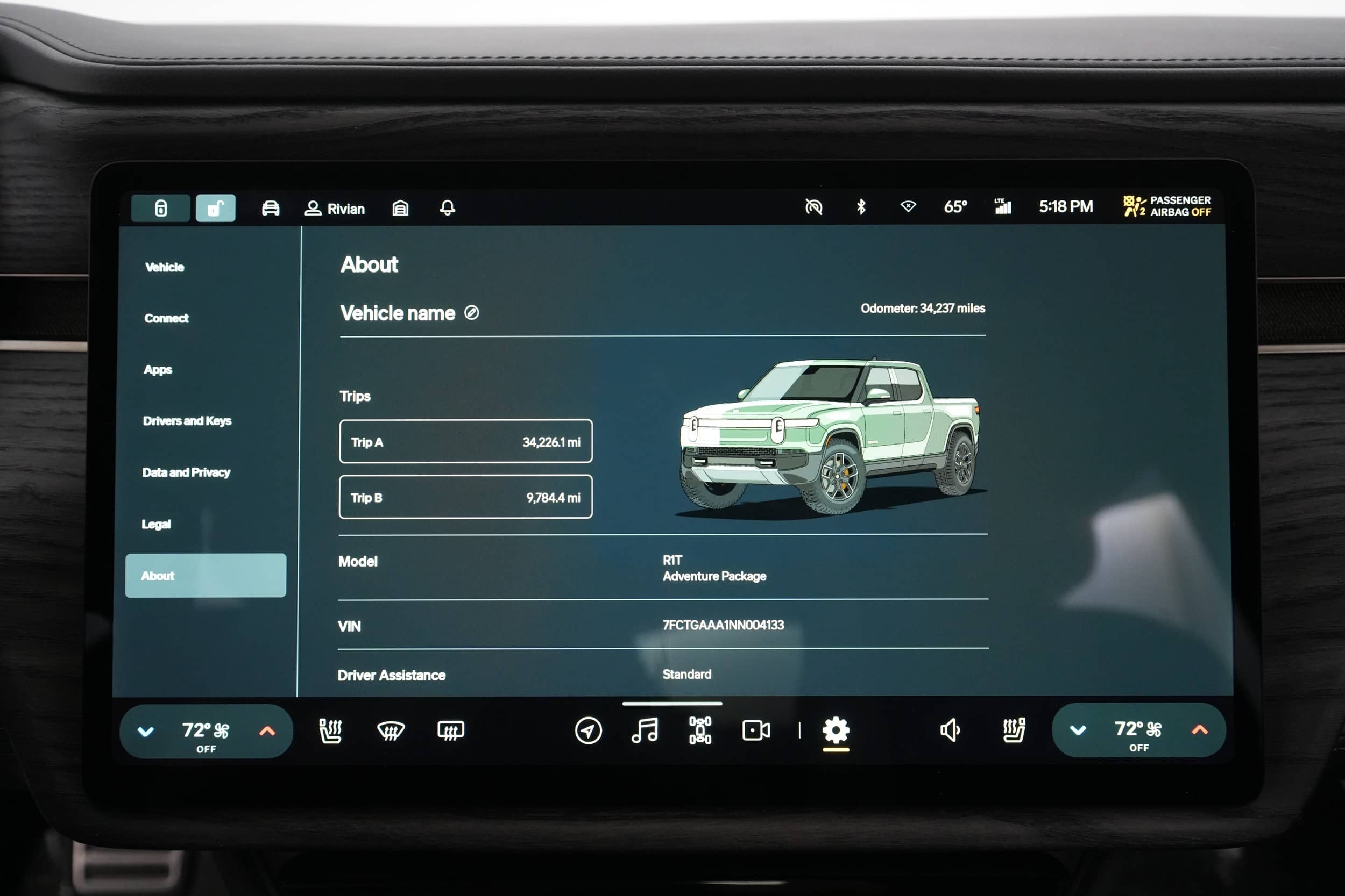 EverCars Co. vehicle image 39 for Rivian R1T -  Adventure on EverCars Co.