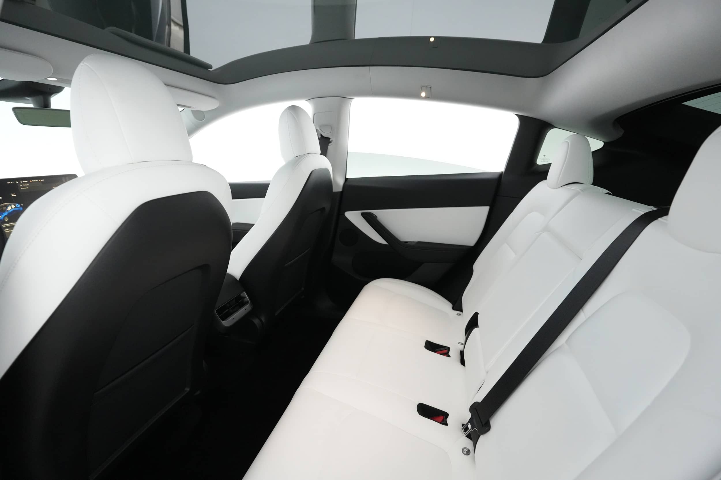 EverCars Co. vehicle image 20 for Tesla Model Y -  Long Range on EverCars Co.