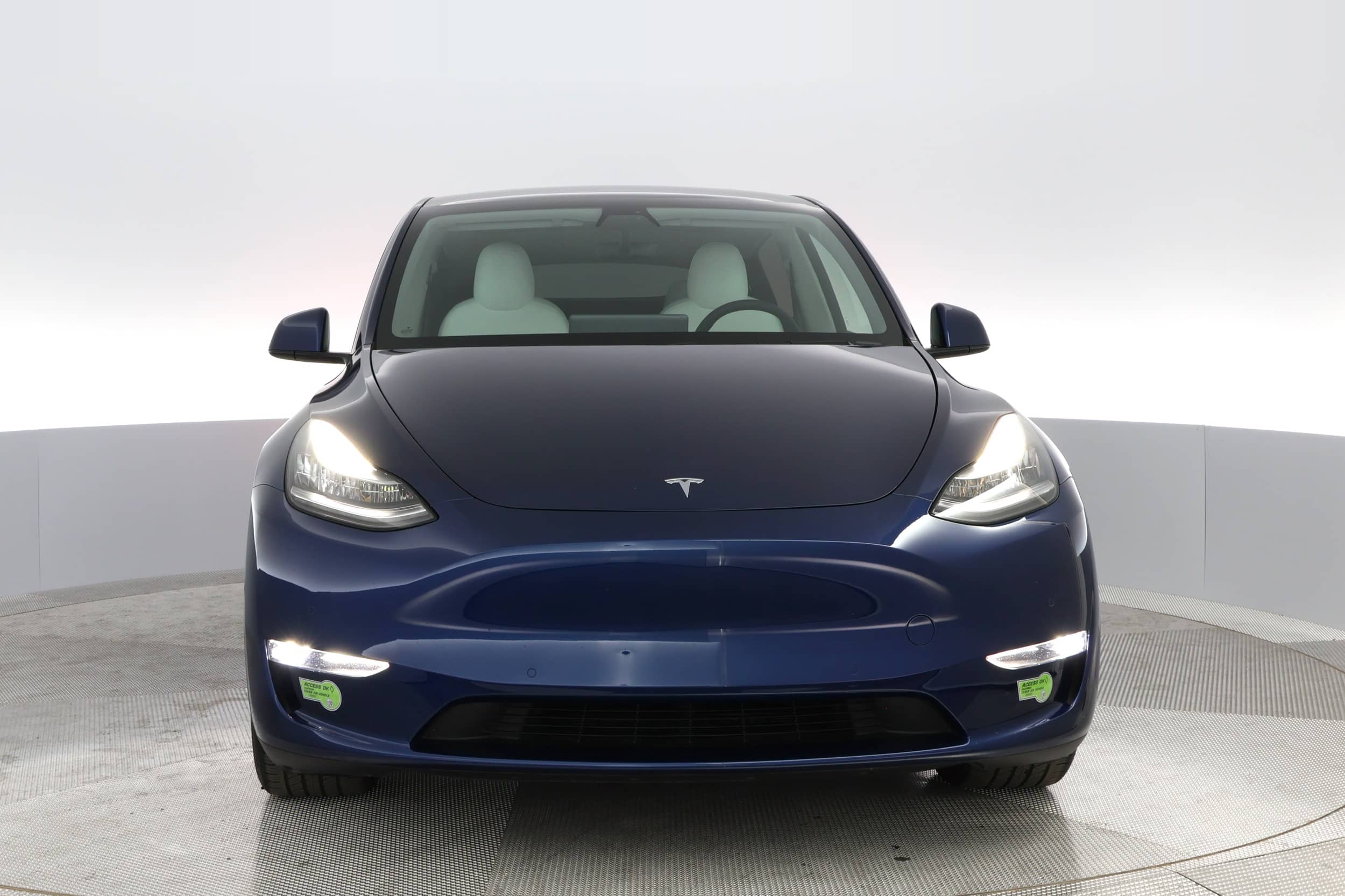EverCars Co. vehicle image 7 for Tesla Model Y -  Long Range on EverCars Co.