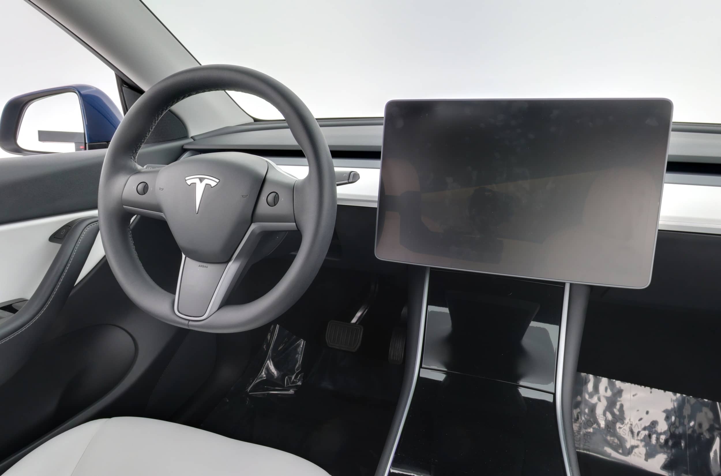 EverCars Co. vehicle image 3 for Tesla Model Y -  Long Range on EverCars Co.