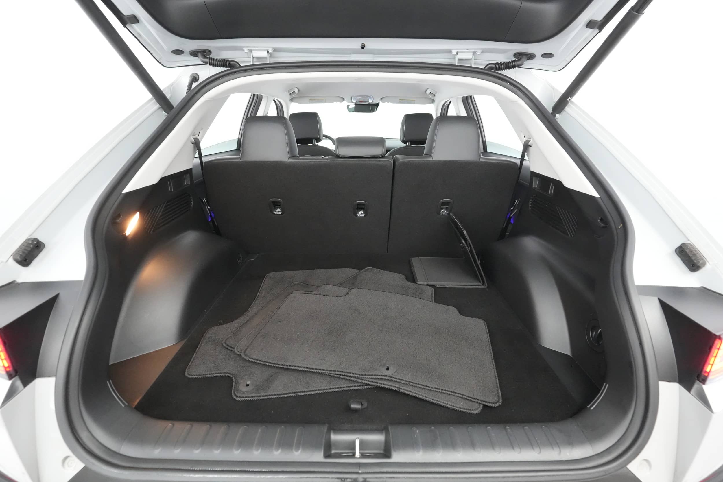 EverCars Co. vehicle image 22 for Hyundai IONIQ 5 -  SEL on EverCars Co.