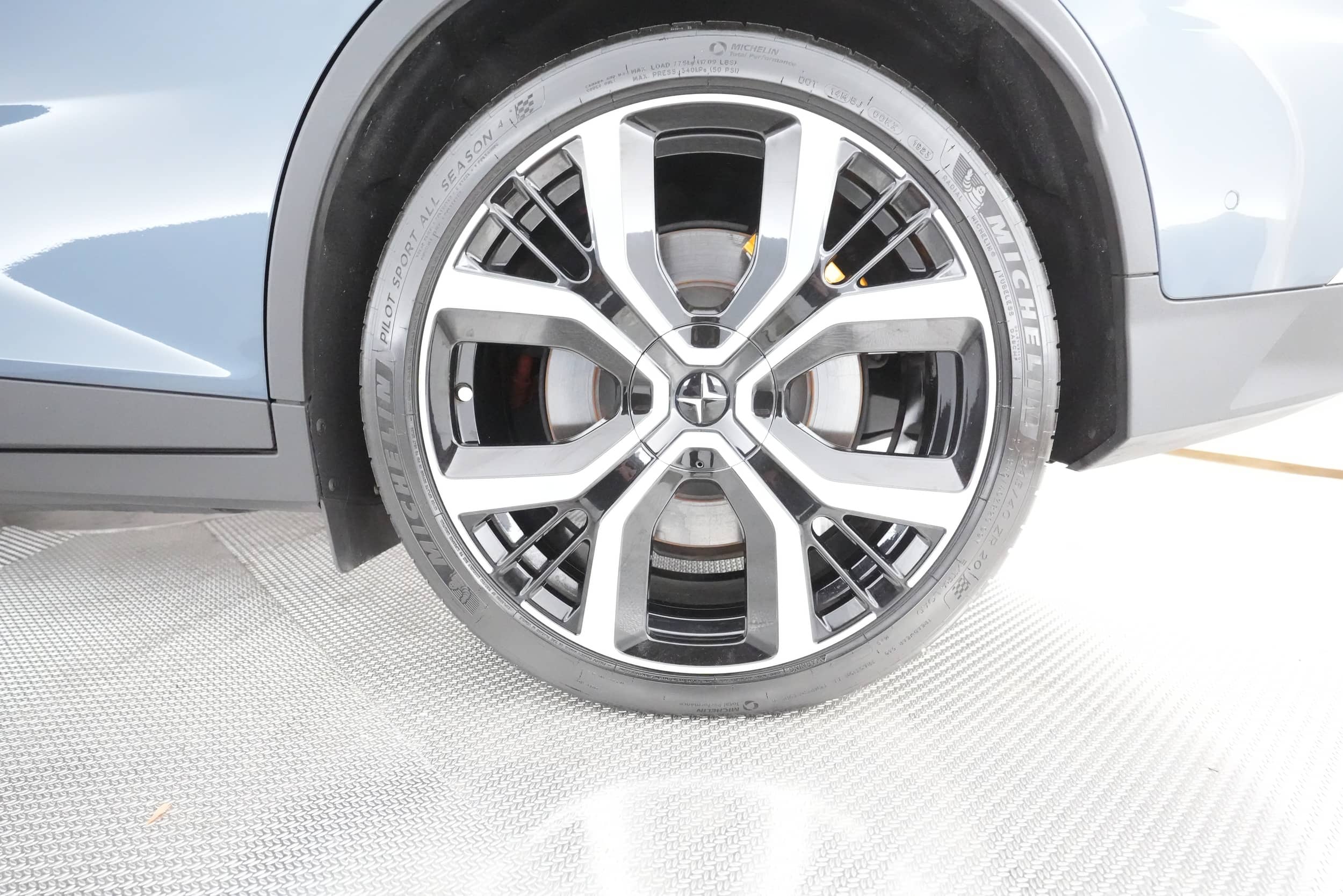 EverCars Co. vehicle image 15 for Polestar 2 -  Launch Edition on EverCars Co.