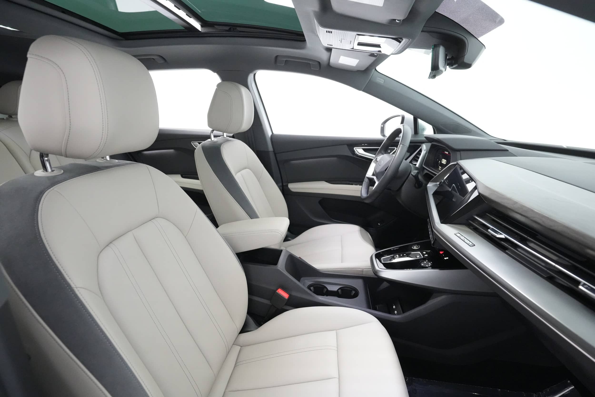 EverCars Co. vehicle image 21 for Audi Q4 e-tron -  Premium 50 on EverCars Co.