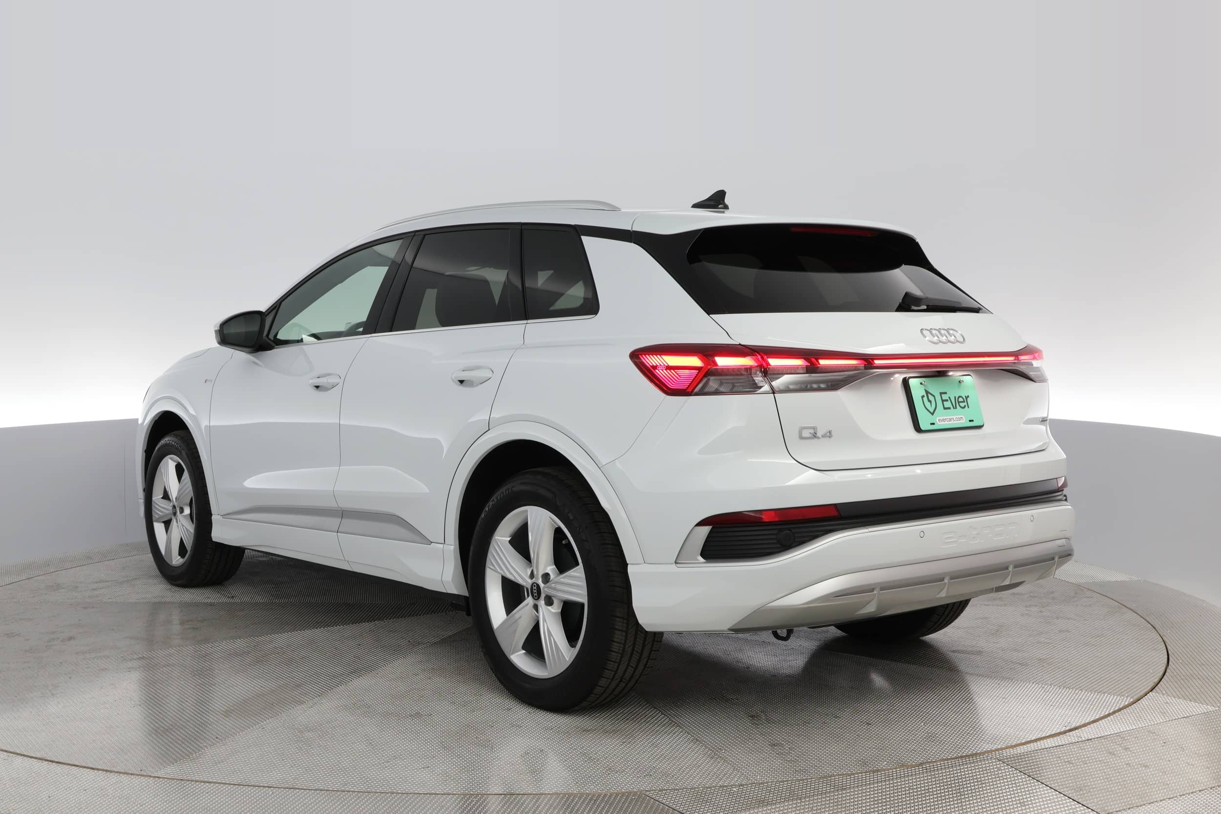 EverCars Co. vehicle image 12 for Audi Q4 e-tron -  Premium 50 on EverCars Co.