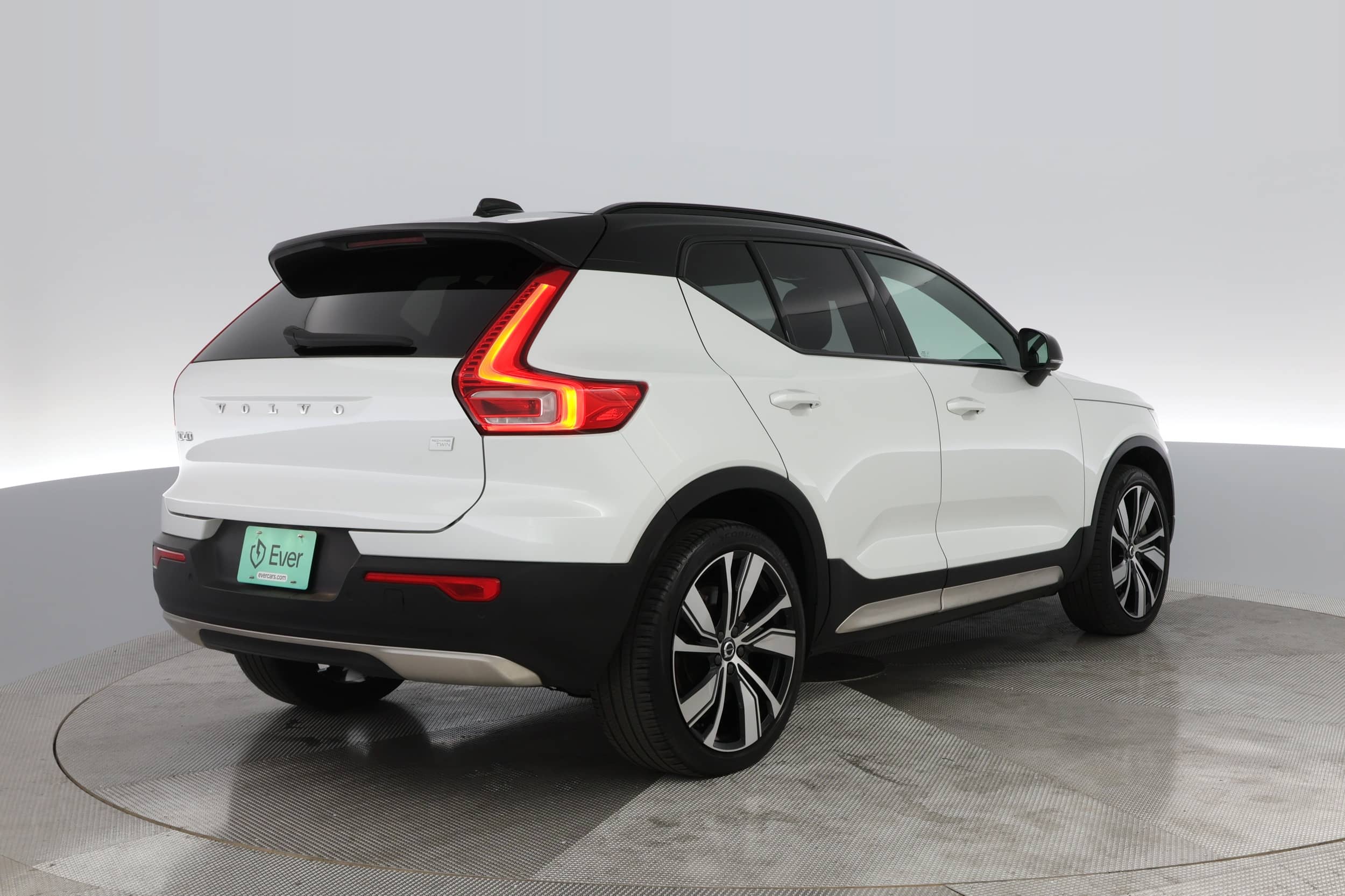 EverCars Co. vehicle image 2 for Volvo XC40 Recharge -  Twin Plus on EverCars Co.