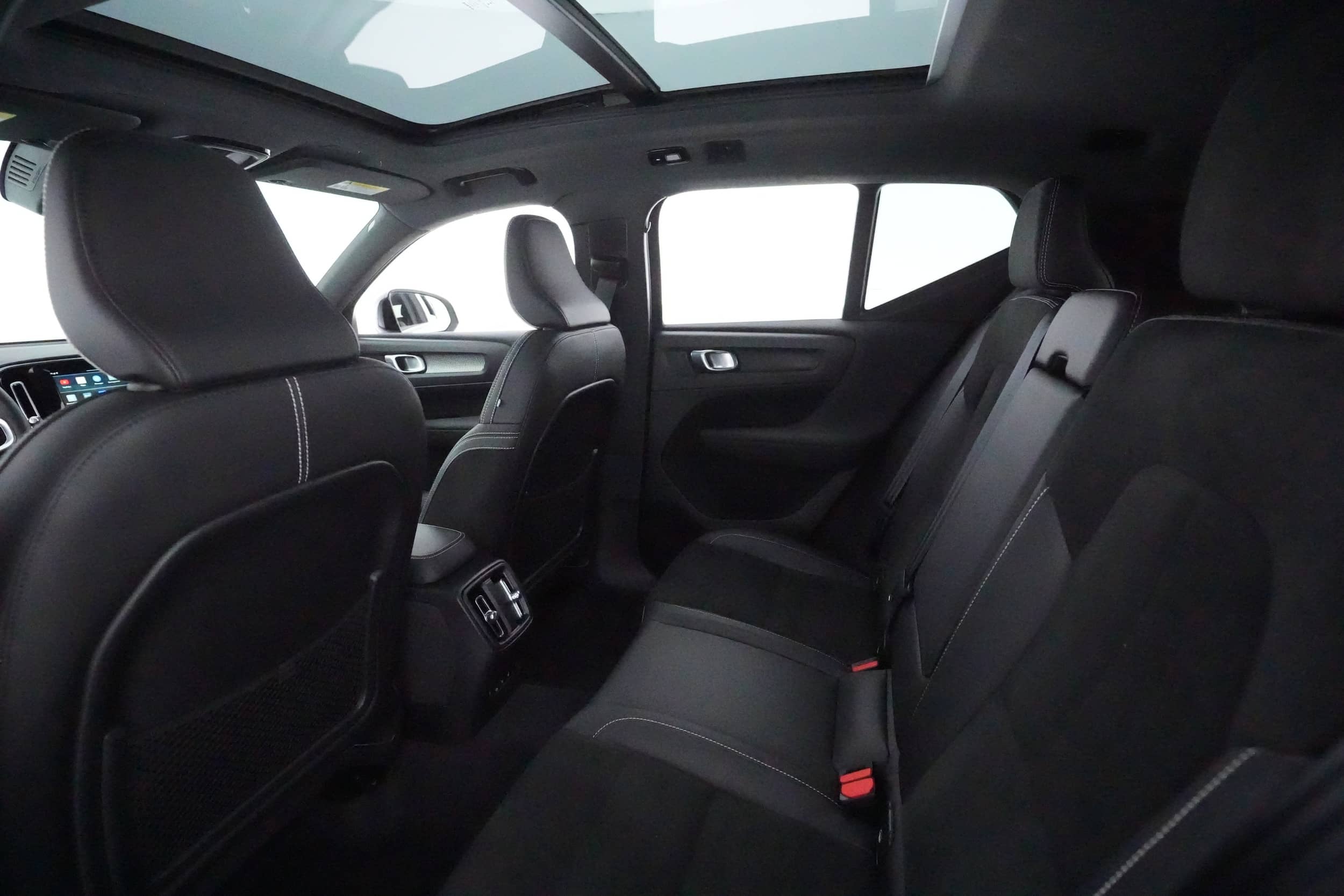 EverCars Co. vehicle image 19 for Volvo XC40 Recharge -  Twin Plus on EverCars Co.