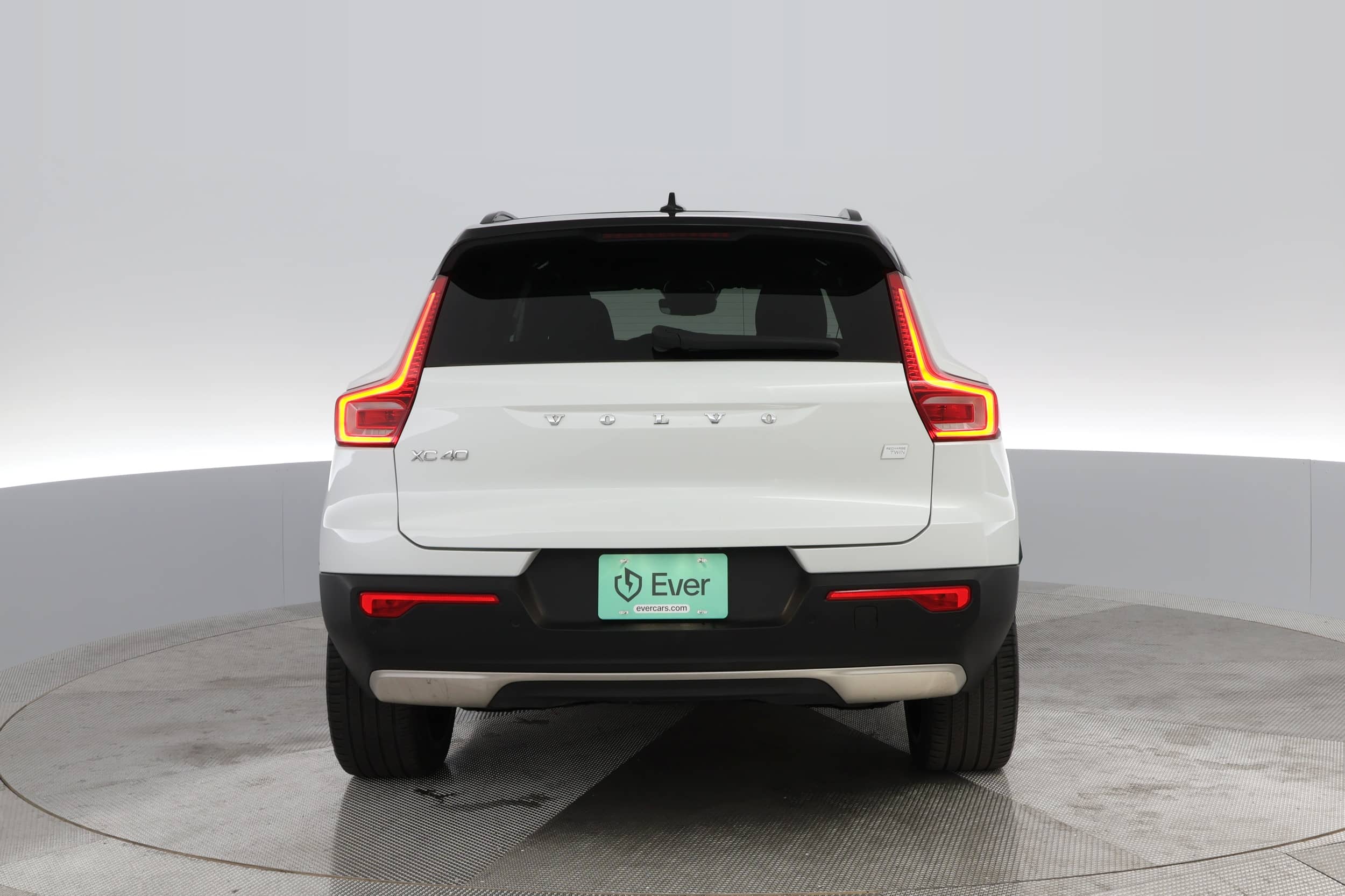 EverCars Co. vehicle image 10 for Volvo XC40 Recharge -  Twin Plus on EverCars Co.
